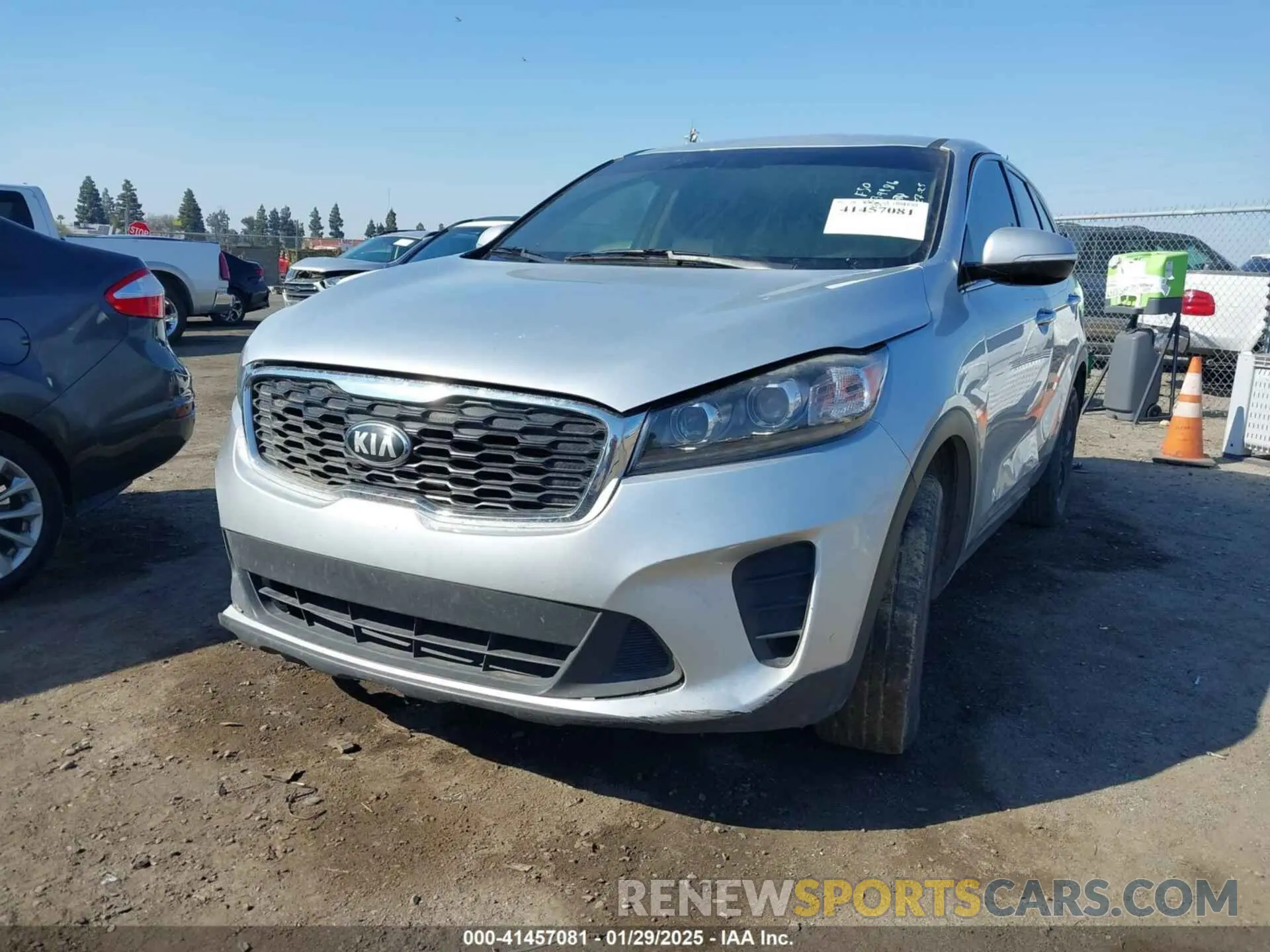 2 Photograph of a damaged car 5XYPG4A50LG628036 KIA SORENTO 2020