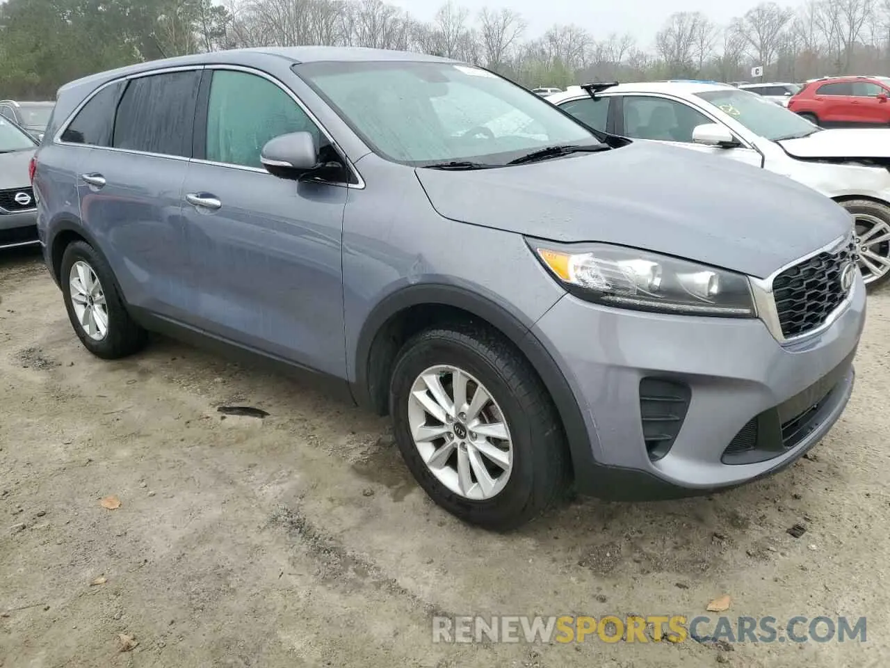 4 Photograph of a damaged car 5XYPG4A50LG666527 KIA SORENTO 2020