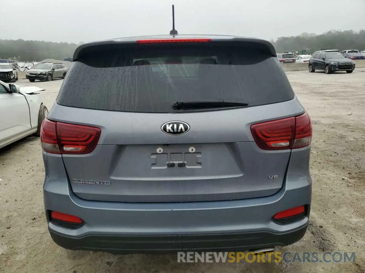 6 Photograph of a damaged car 5XYPG4A50LG666527 KIA SORENTO 2020
