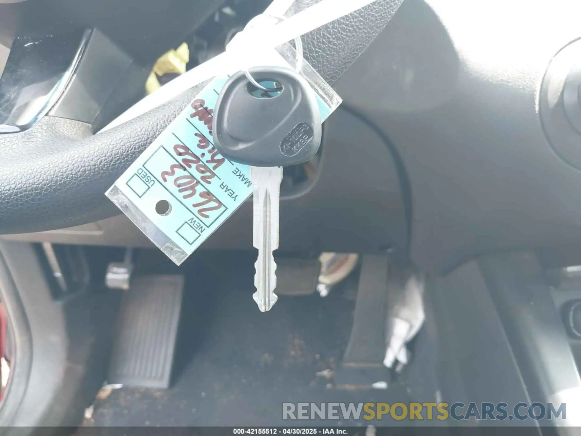 11 Photograph of a damaged car 5XYPG4A50LG669864 KIA SORENTO 2020