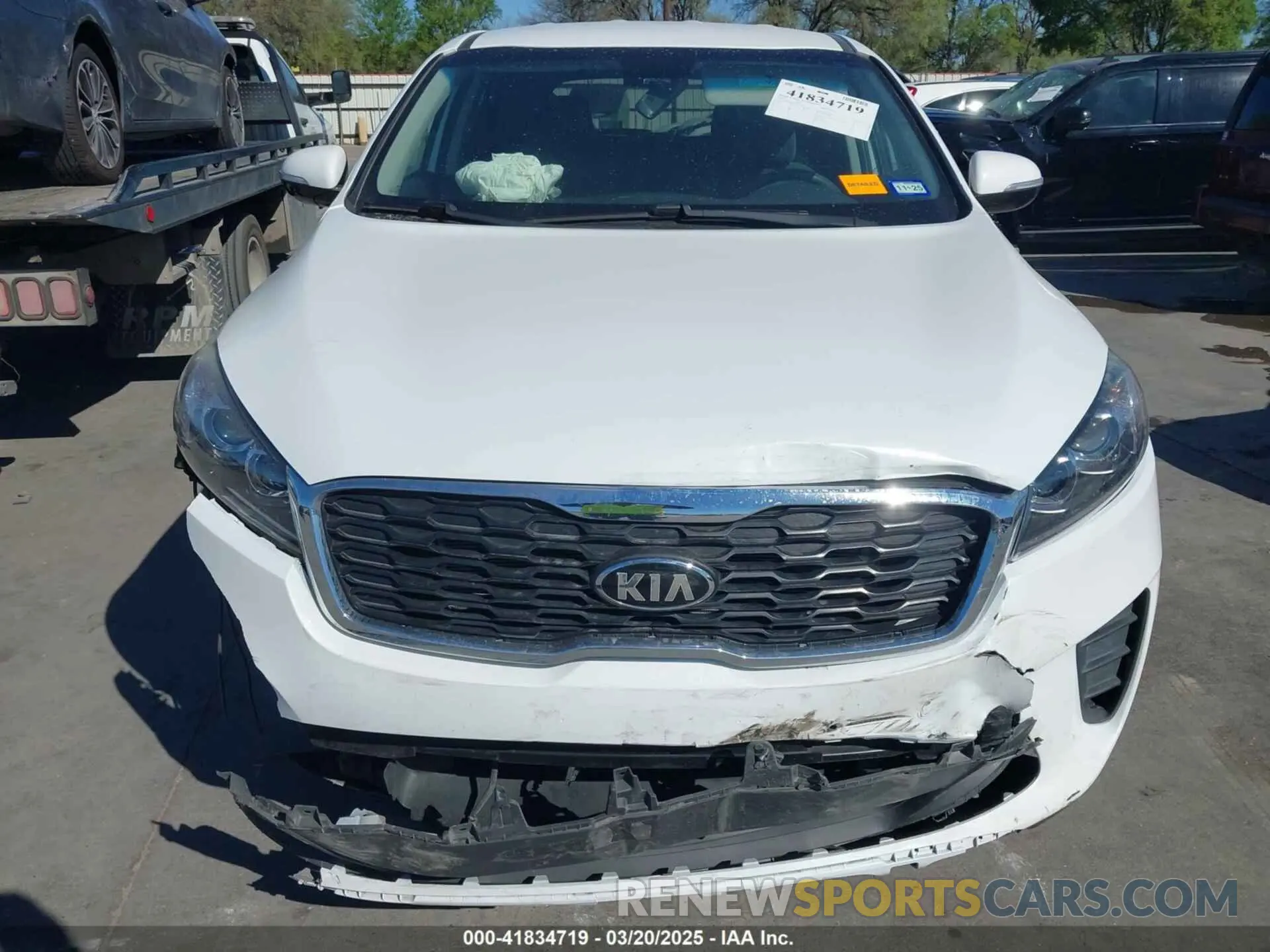 12 Photograph of a damaged car 5XYPG4A51LG622181 KIA SORENTO 2020