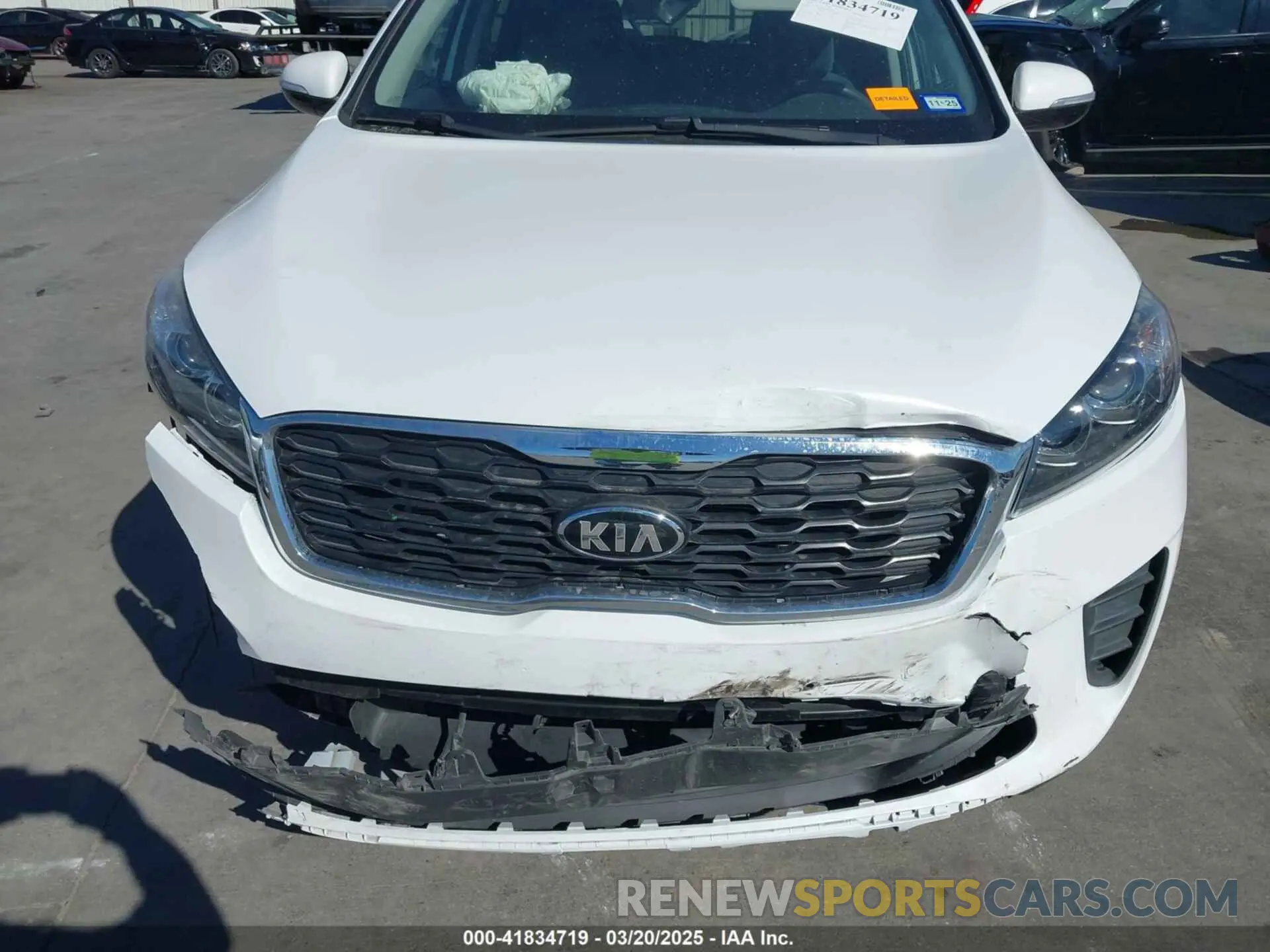 6 Photograph of a damaged car 5XYPG4A51LG622181 KIA SORENTO 2020