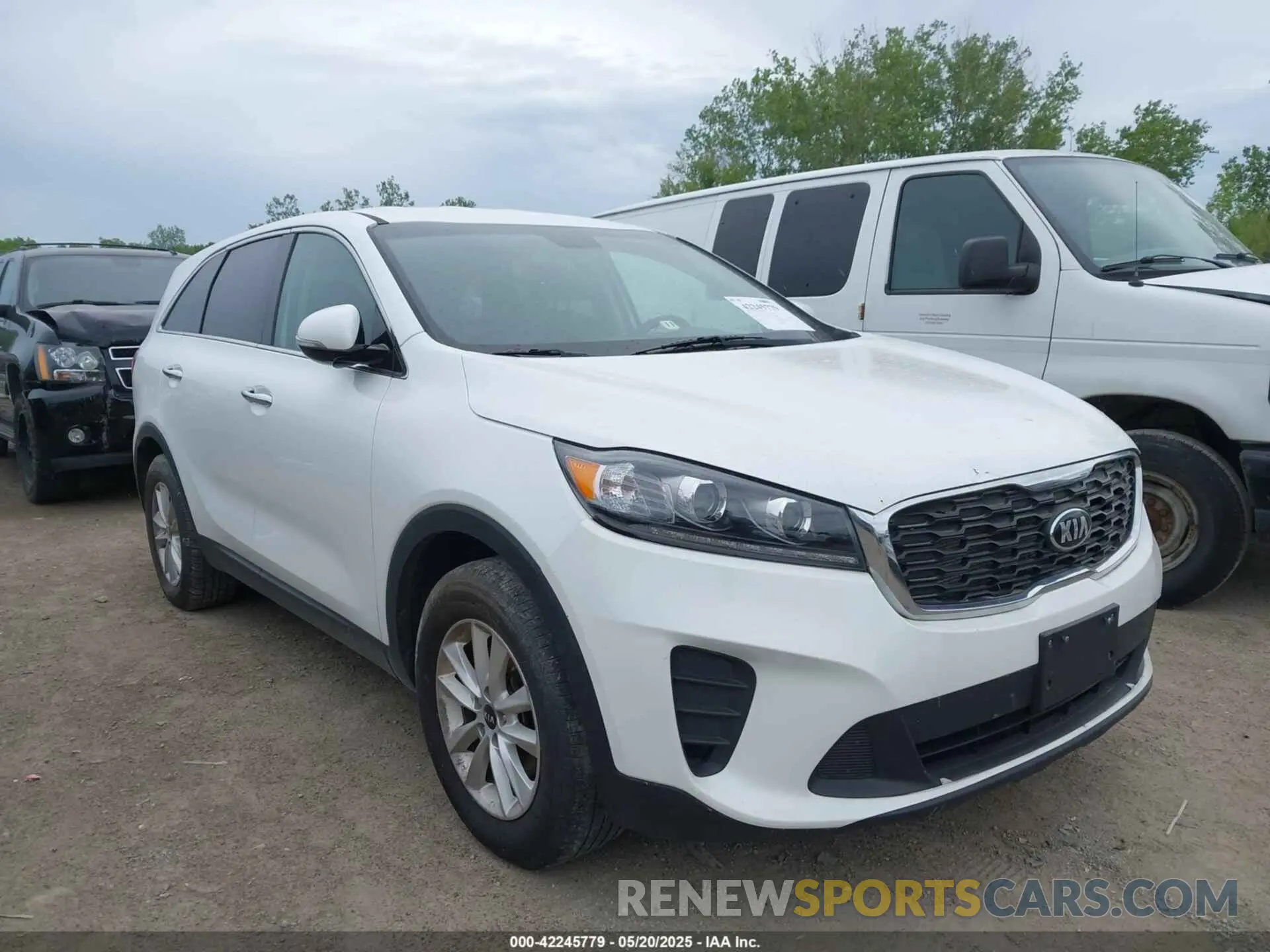 1 Photograph of a damaged car 5XYPG4A52LG620200 KIA SORENTO 2020