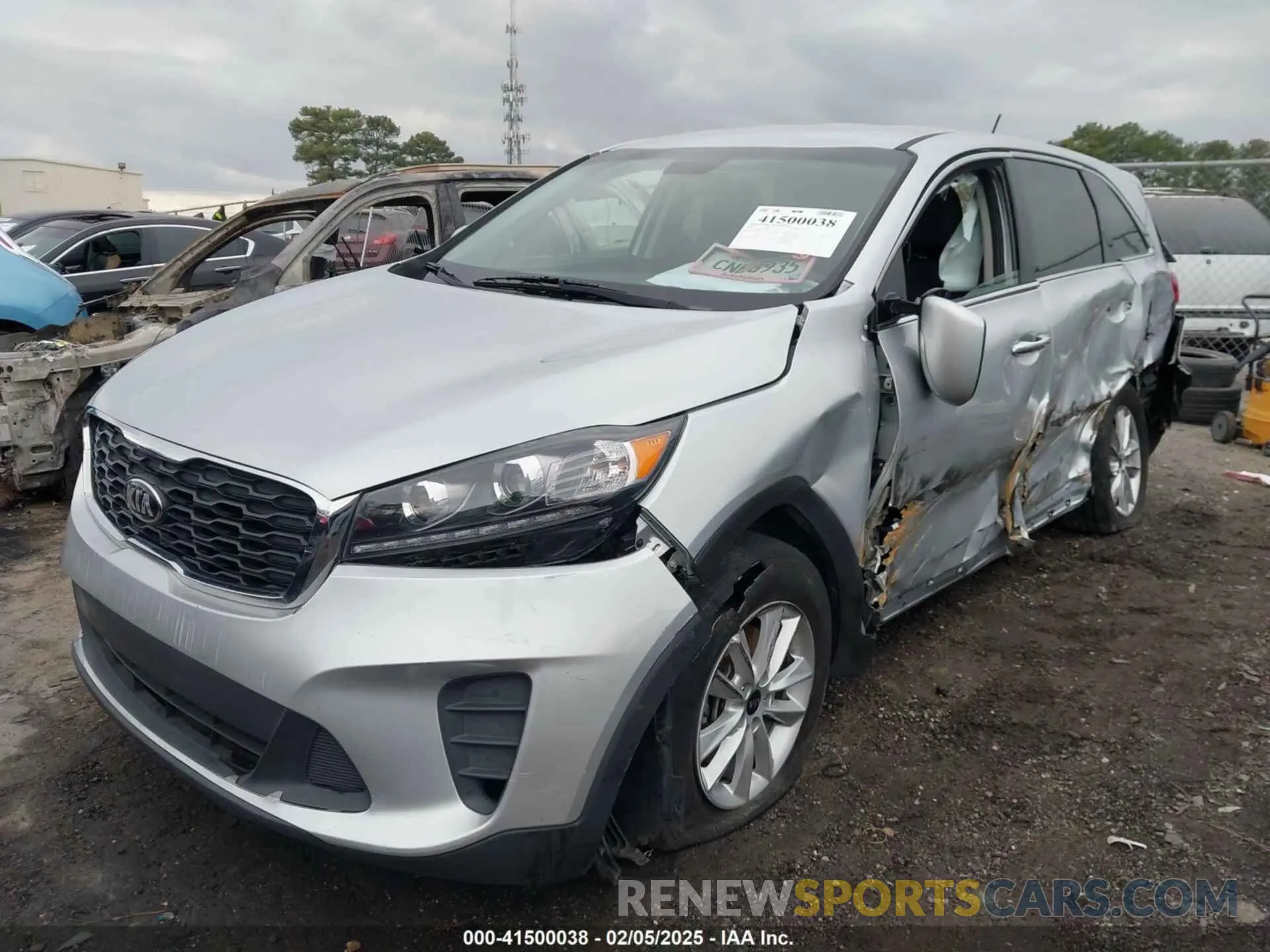 2 Photograph of a damaged car 5XYPG4A52LG627955 KIA SORENTO 2020