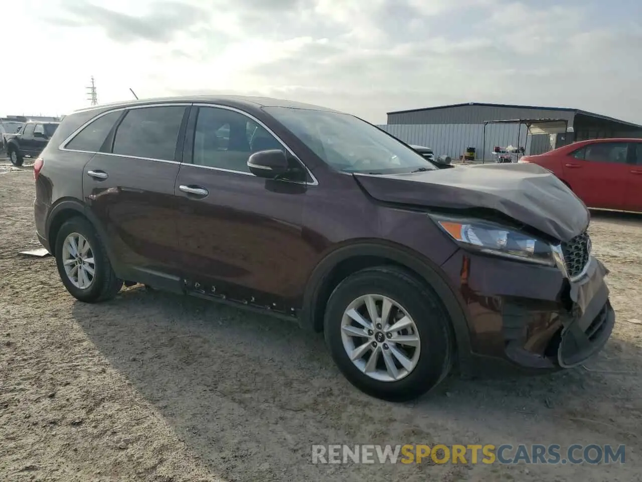 4 Photograph of a damaged car 5XYPG4A53LG622408 KIA SORENTO 2020