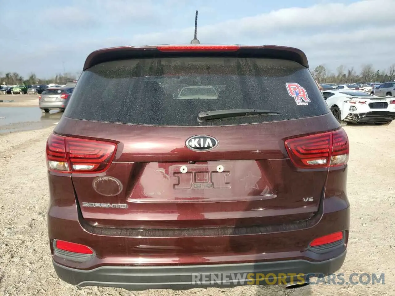 6 Photograph of a damaged car 5XYPG4A53LG622408 KIA SORENTO 2020