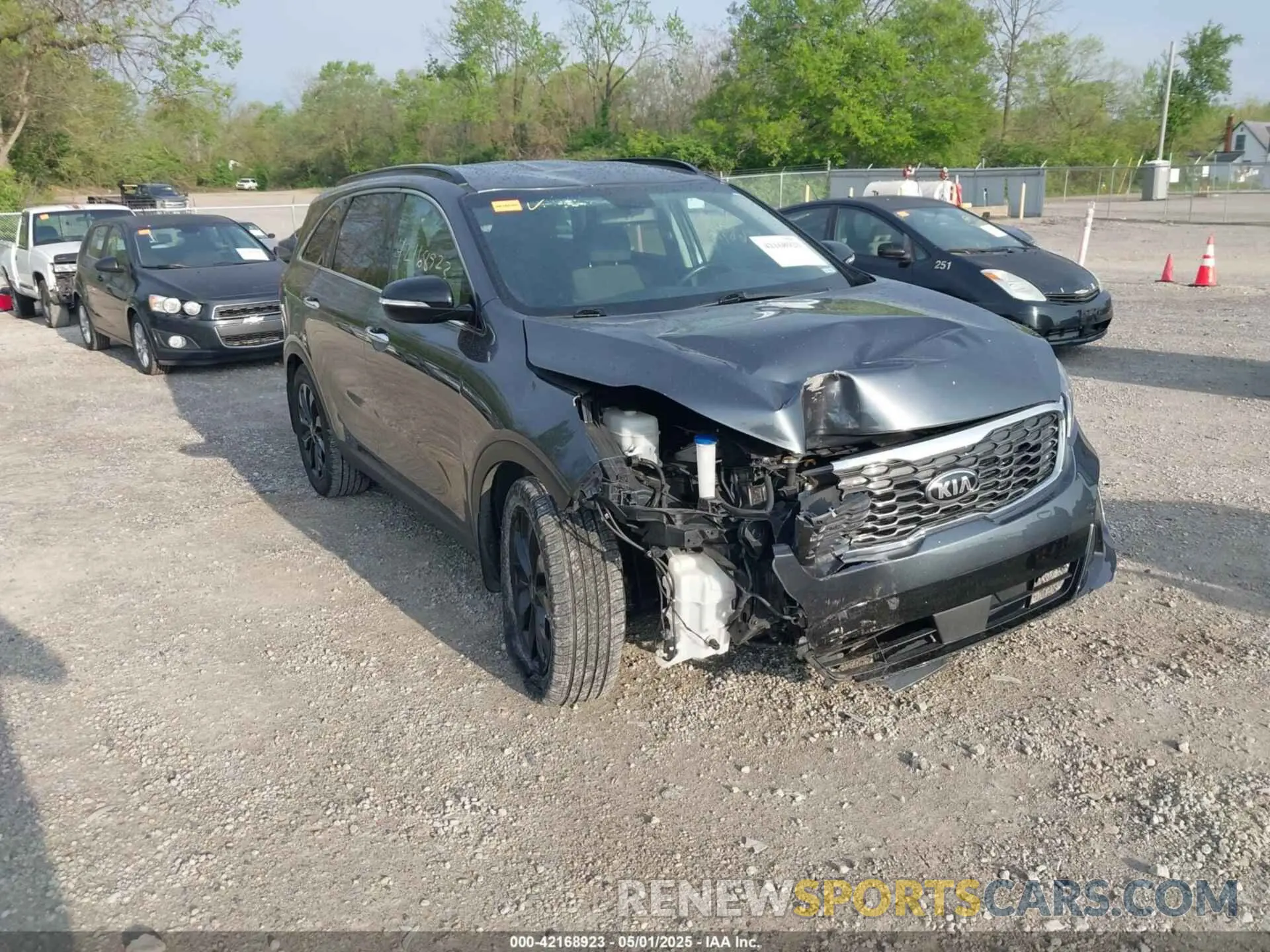 1 Photograph of a damaged car 5XYPG4A54LG706009 KIA SORENTO 2020