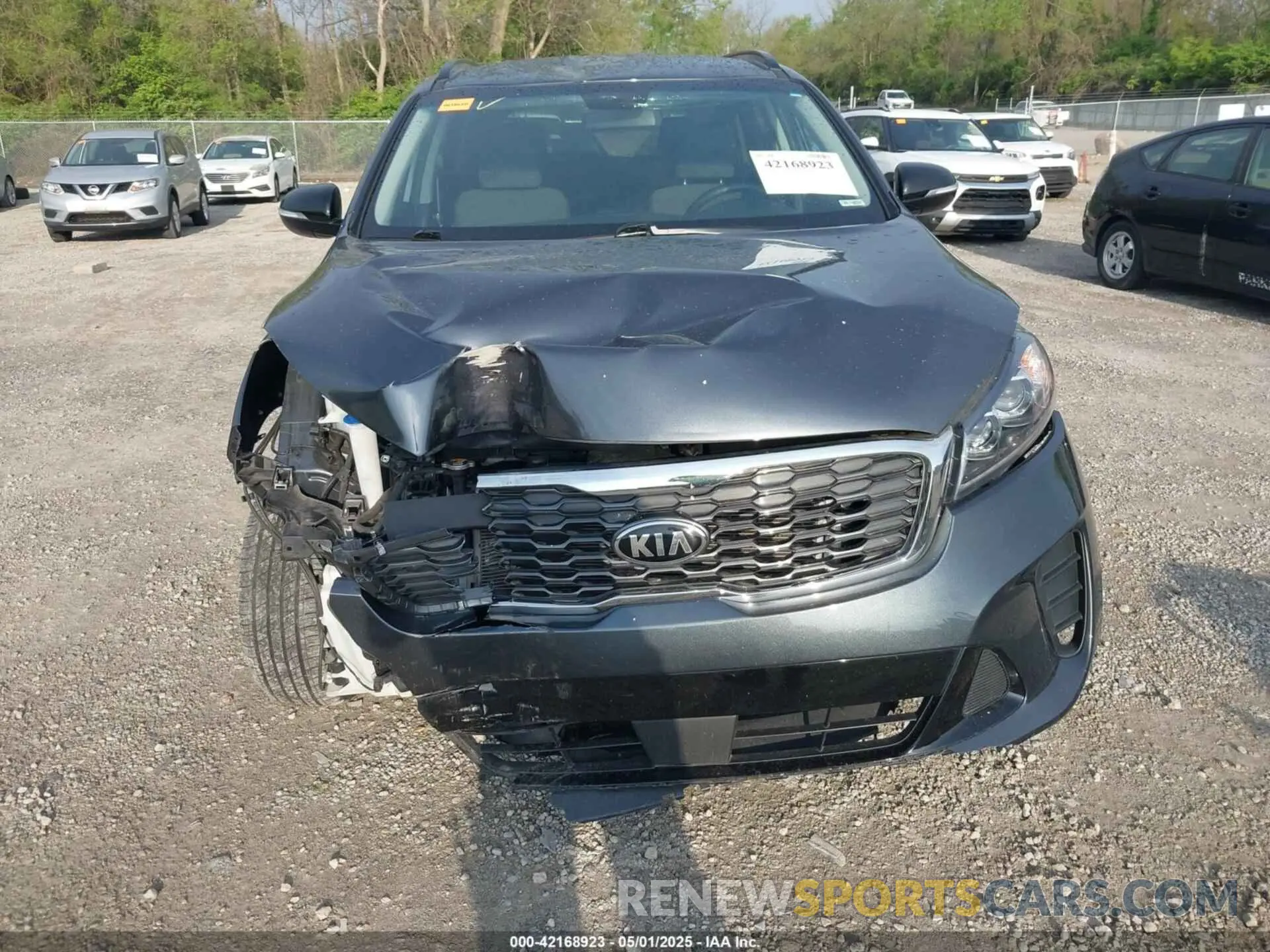 6 Photograph of a damaged car 5XYPG4A54LG706009 KIA SORENTO 2020