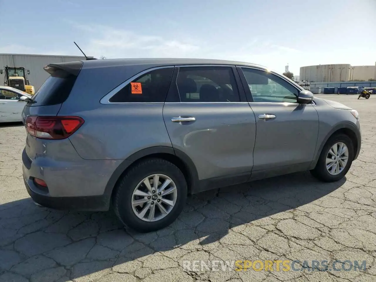 3 Photograph of a damaged car 5XYPG4A56LG617820 KIA SORENTO 2020