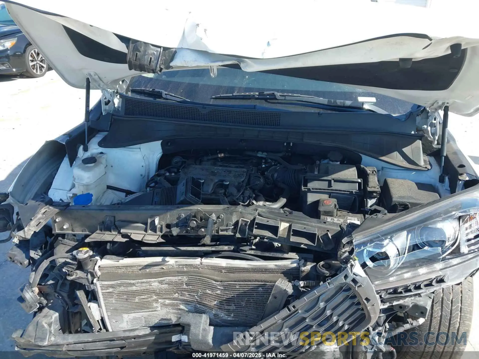 10 Photograph of a damaged car 5XYPG4A56LG655600 KIA SORENTO 2020