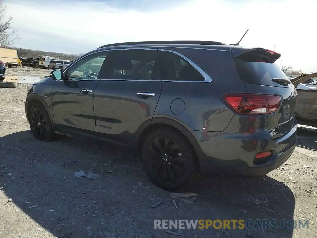 2 Photograph of a damaged car 5XYPG4A56LG671831 KIA SORENTO 2020