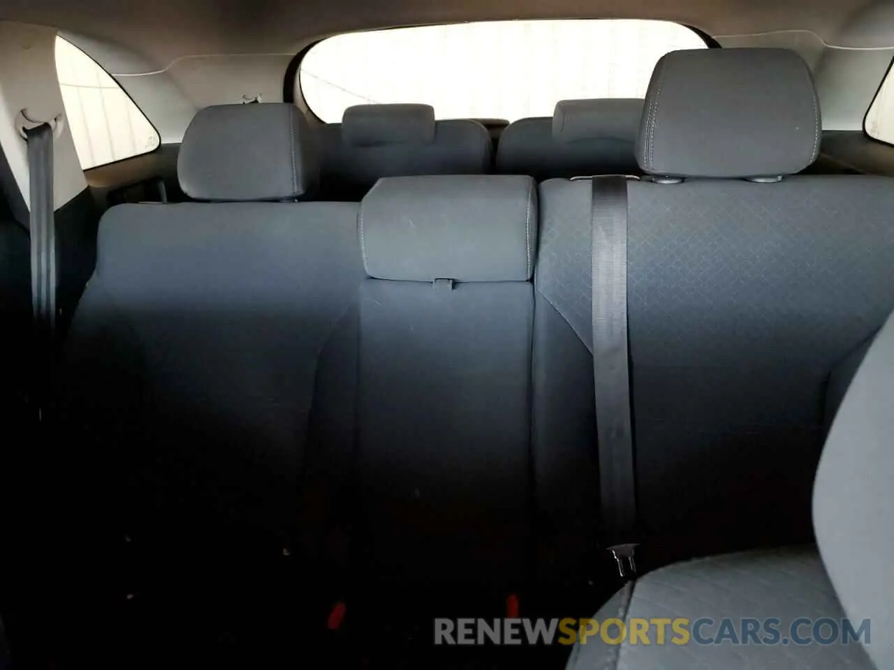 10 Photograph of a damaged car 5XYPG4A57LG615123 KIA SORENTO 2020