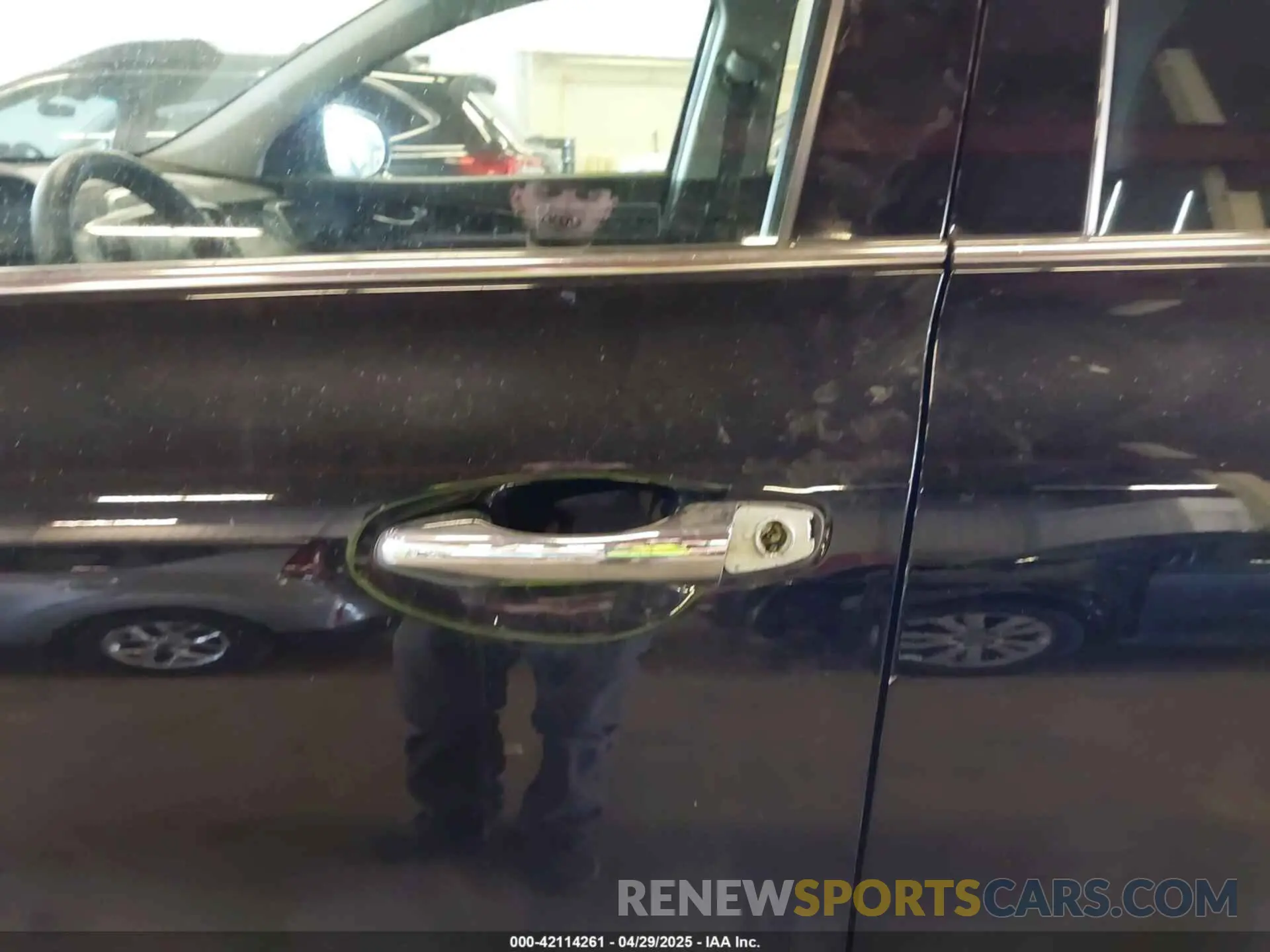 16 Photograph of a damaged car 5XYPG4A57LG620659 KIA SORENTO 2020