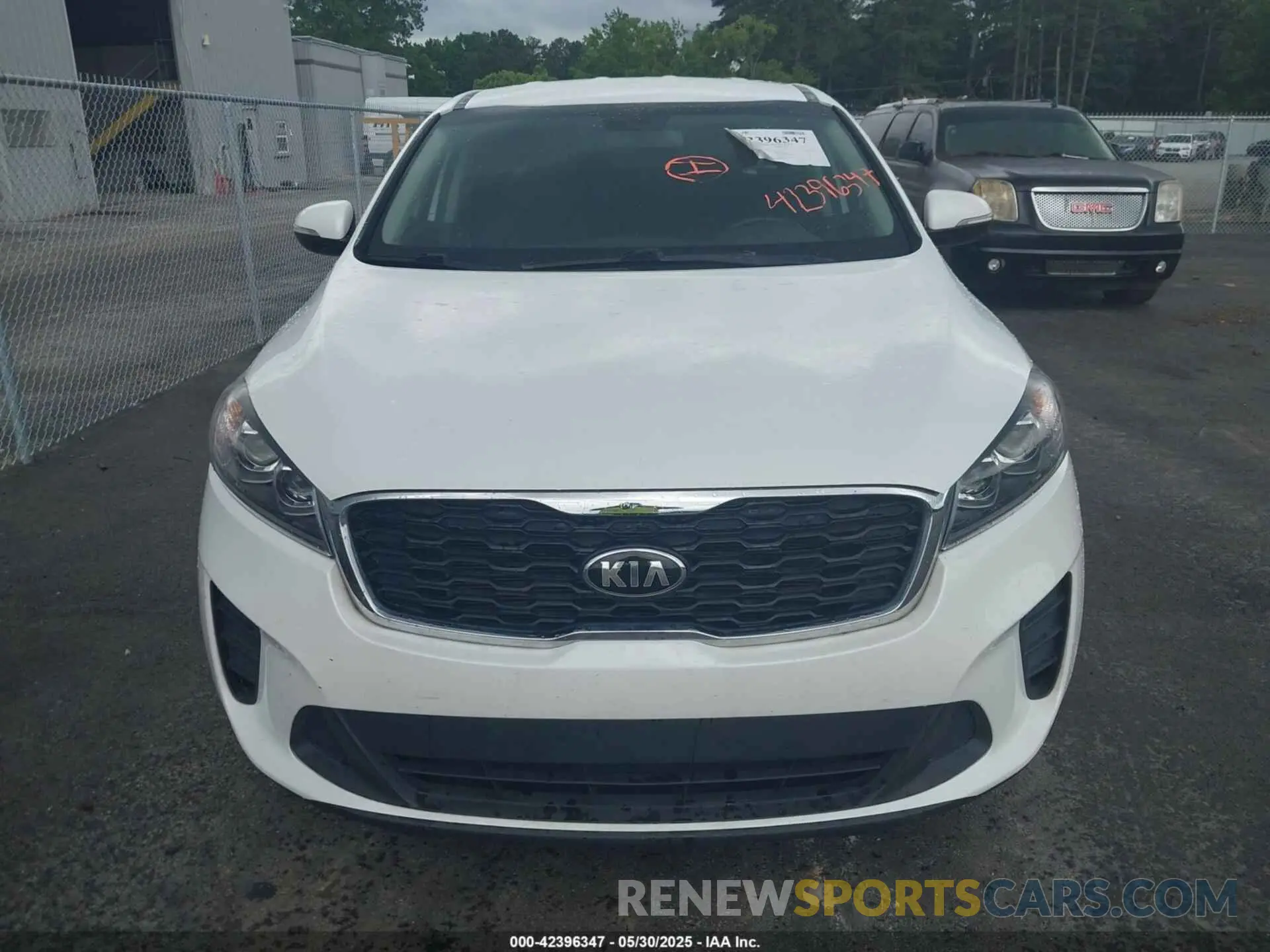 12 Photograph of a damaged car 5XYPG4A57LG622816 KIA SORENTO 2020
