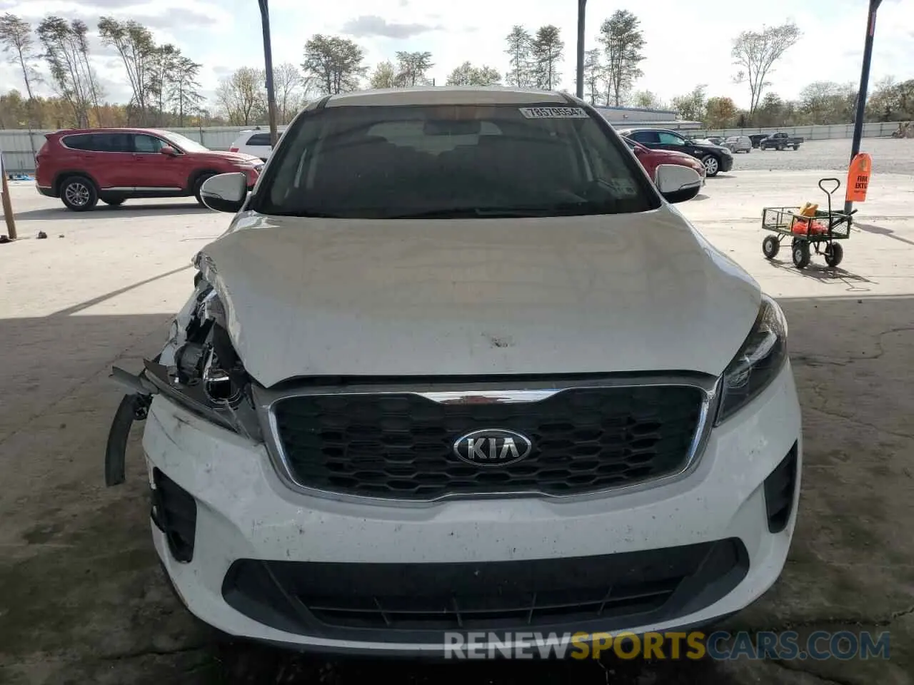 5 Photograph of a damaged car 5XYPG4A57LG668484 KIA SORENTO 2020