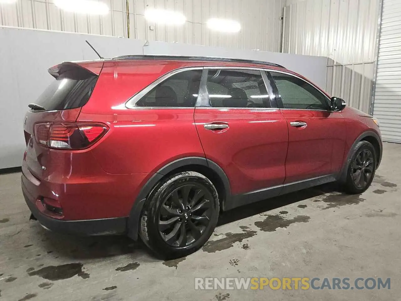 3 Photograph of a damaged car 5XYPG4A57LG693210 KIA SORENTO 2020
