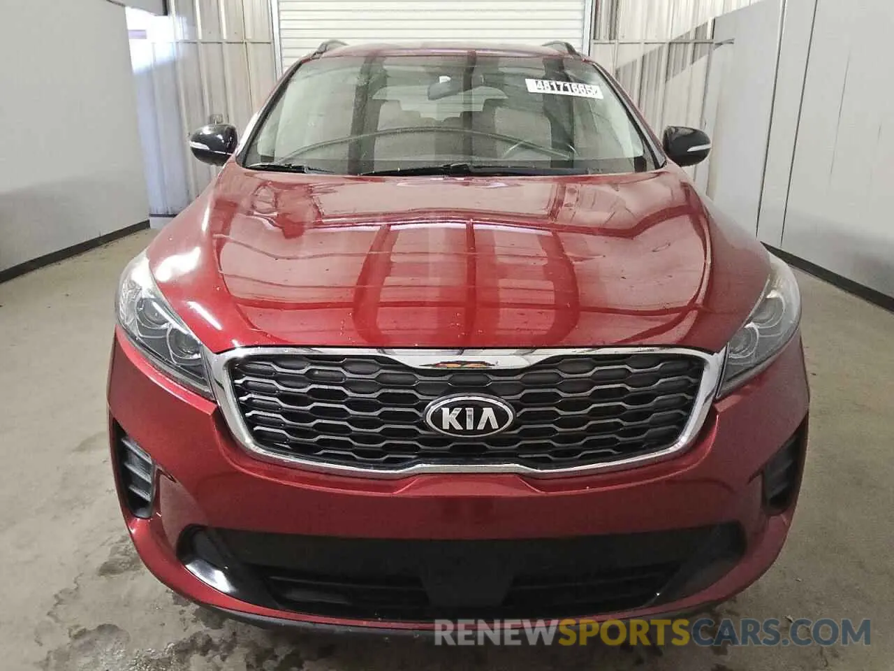 5 Photograph of a damaged car 5XYPG4A57LG693210 KIA SORENTO 2020
