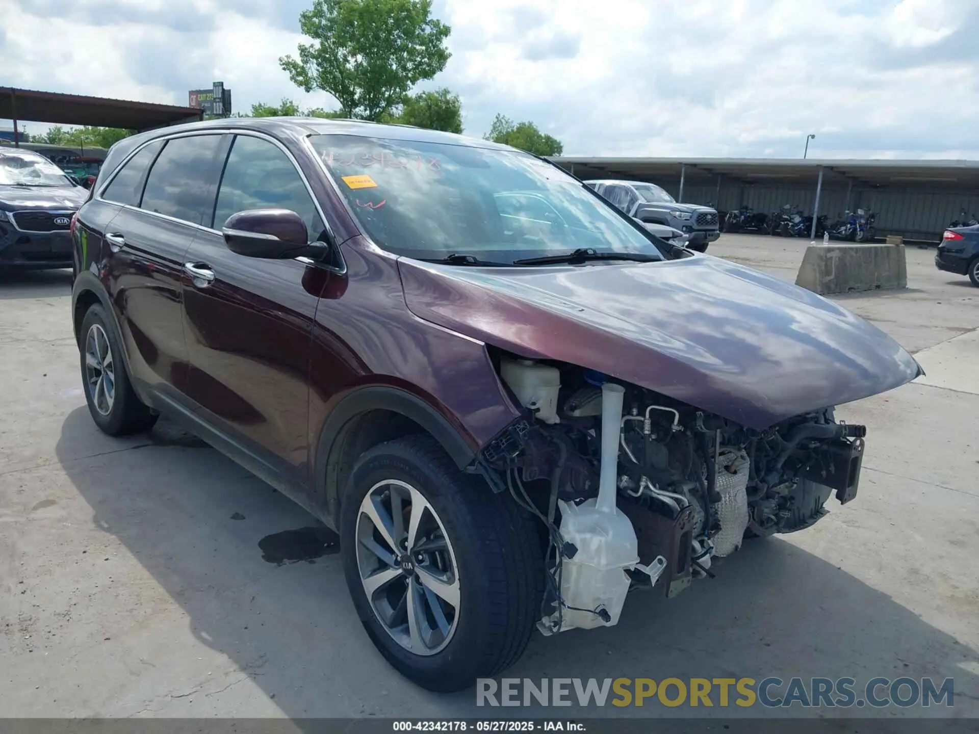 1 Photograph of a damaged car 5XYPG4A5XLG619599 KIA SORENTO 2020