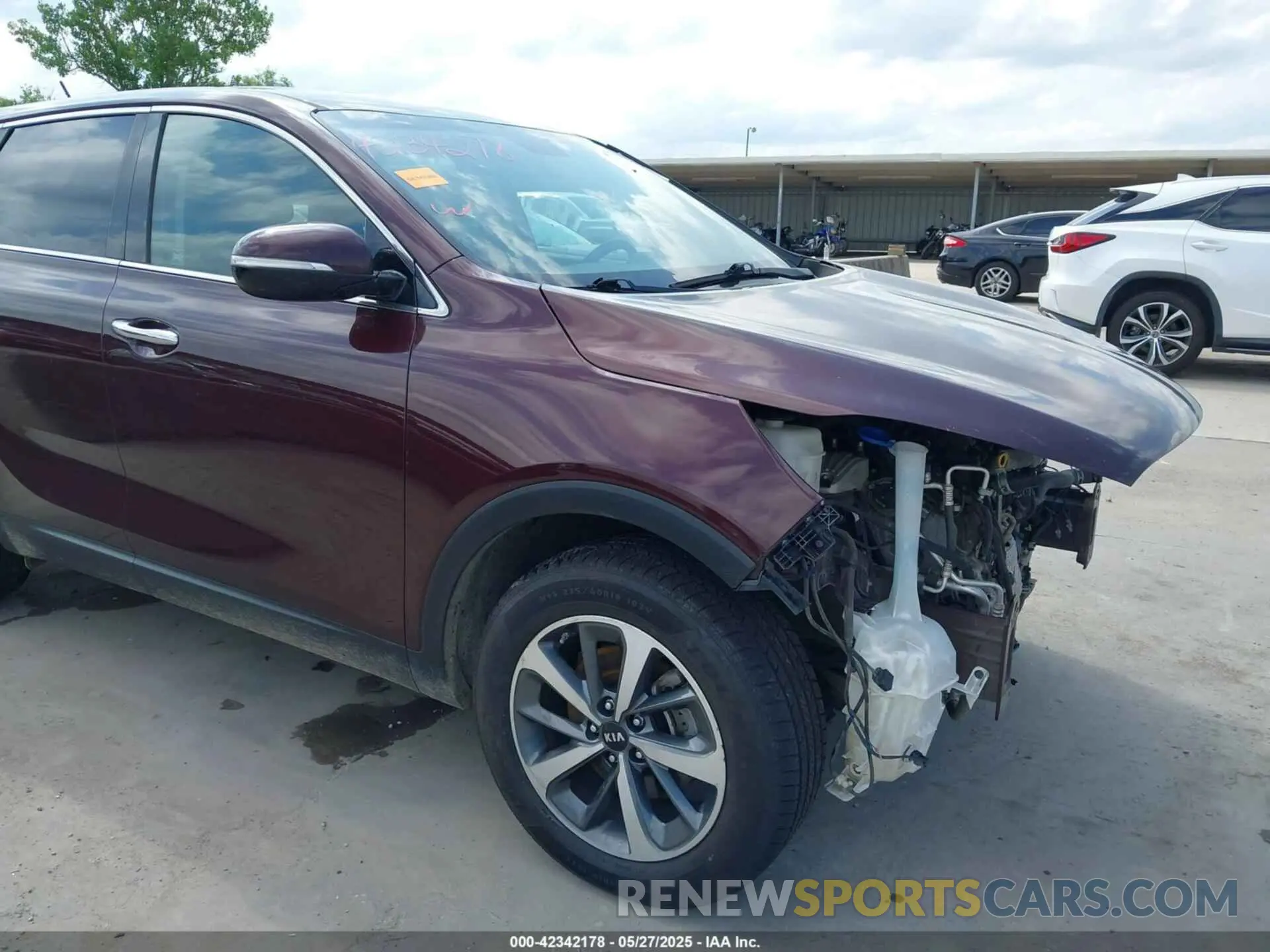 20 Photograph of a damaged car 5XYPG4A5XLG619599 KIA SORENTO 2020