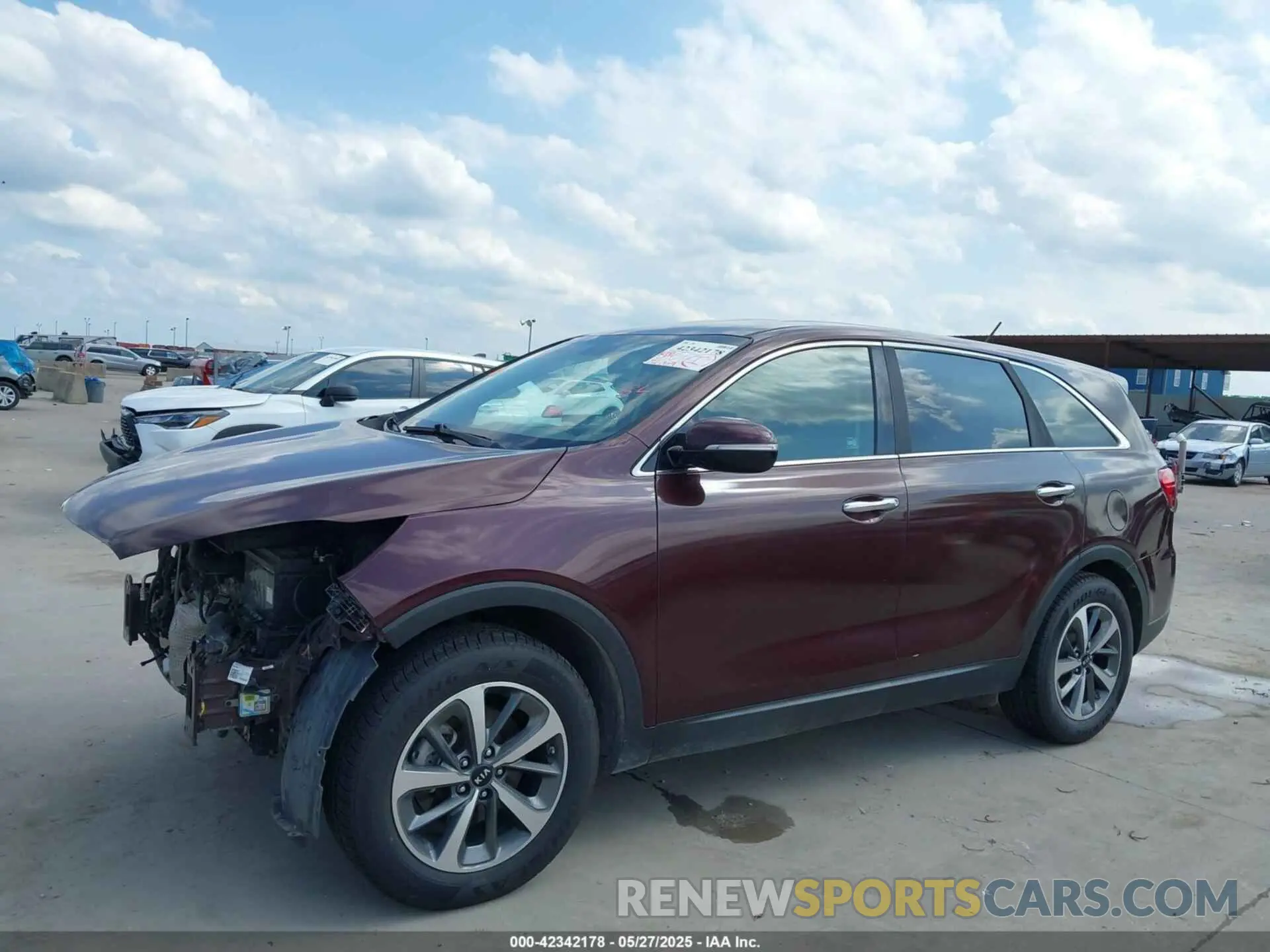 9 Photograph of a damaged car 5XYPG4A5XLG619599 KIA SORENTO 2020