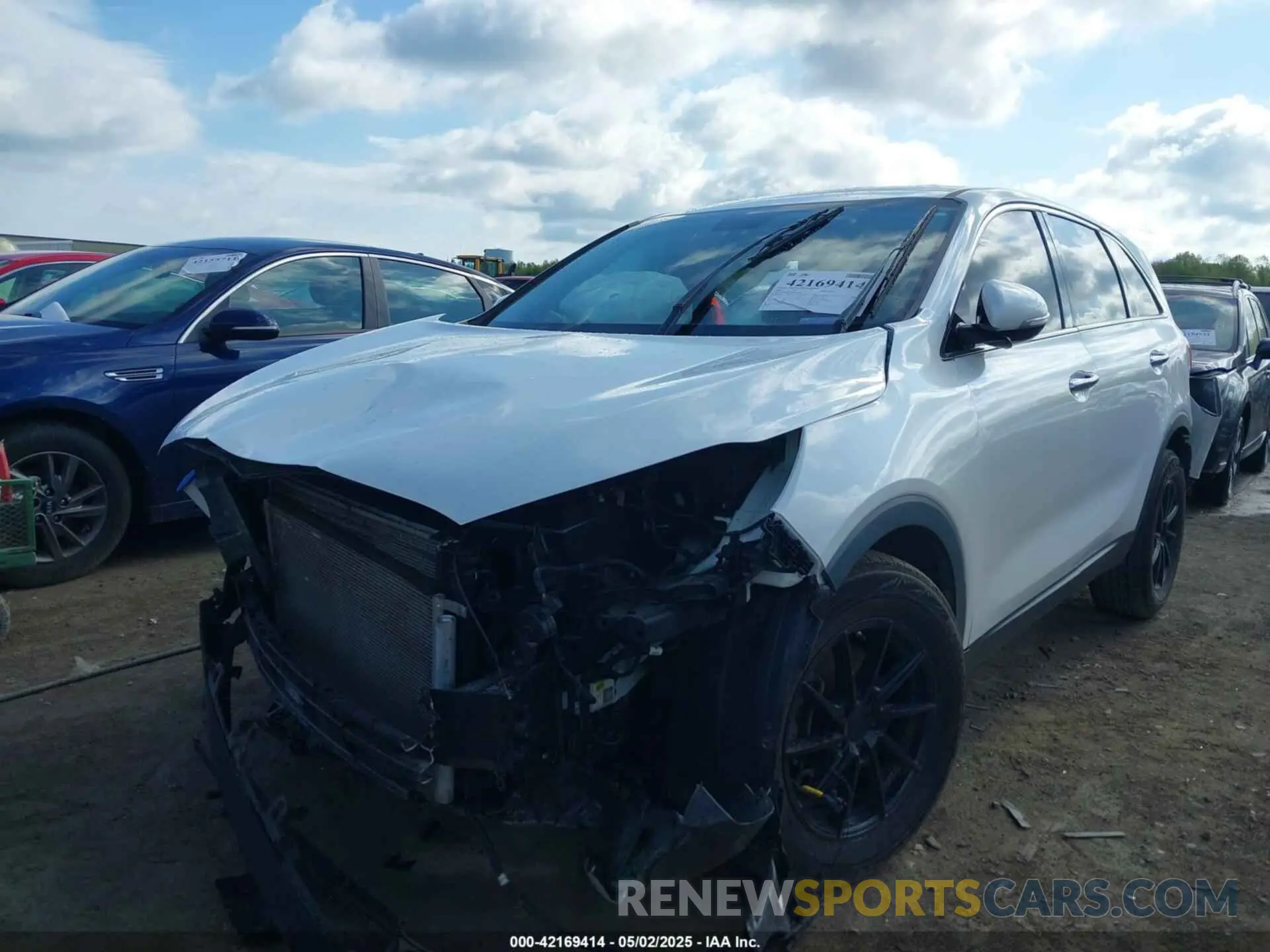 2 Photograph of a damaged car 5XYPG4A5XLG628626 KIA SORENTO 2020