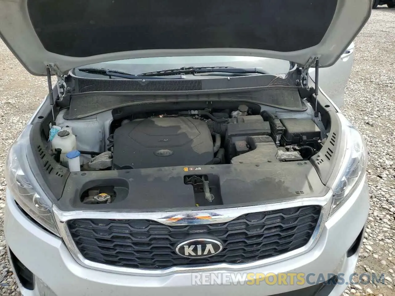 12 Photograph of a damaged car 5XYPG4A5XLG629985 KIA SORENTO 2020