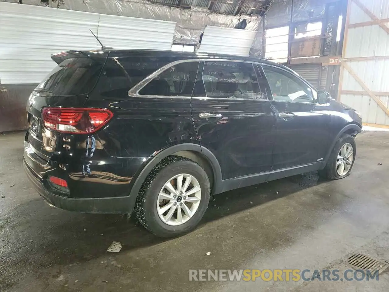 3 Photograph of a damaged car 5XYPGDA30LG691216 KIA SORENTO 2020