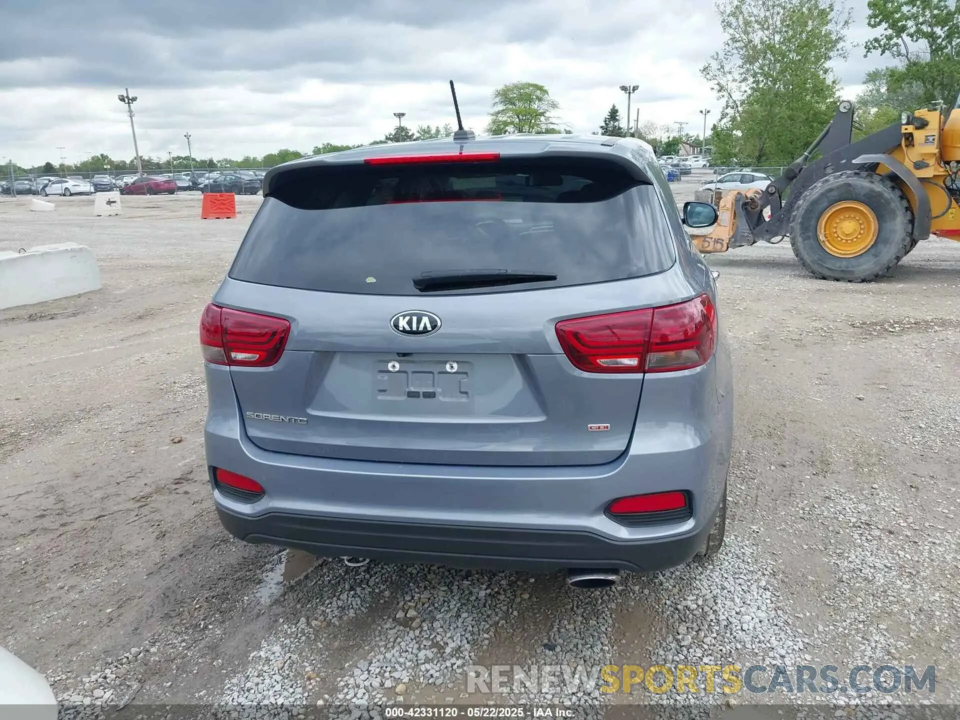 16 Photograph of a damaged car 5XYPGDA32LG624388 KIA SORENTO 2020
