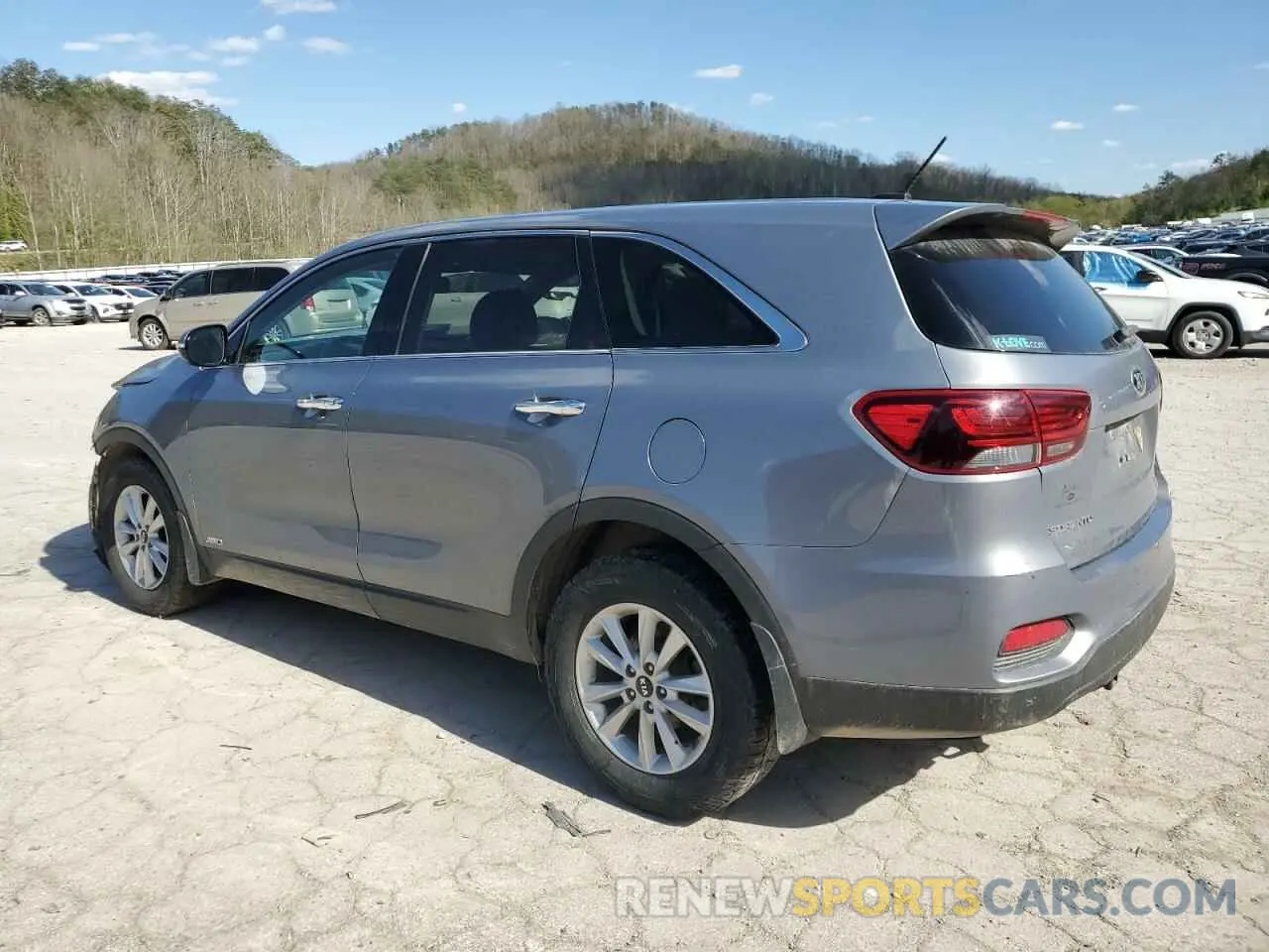 2 Photograph of a damaged car 5XYPGDA33LG650157 KIA SORENTO 2020