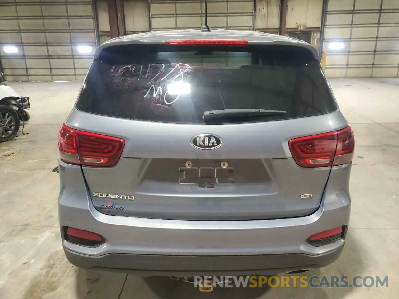 6 Photograph of a damaged car 5XYPGDA35LG631612 KIA SORENTO 2020
