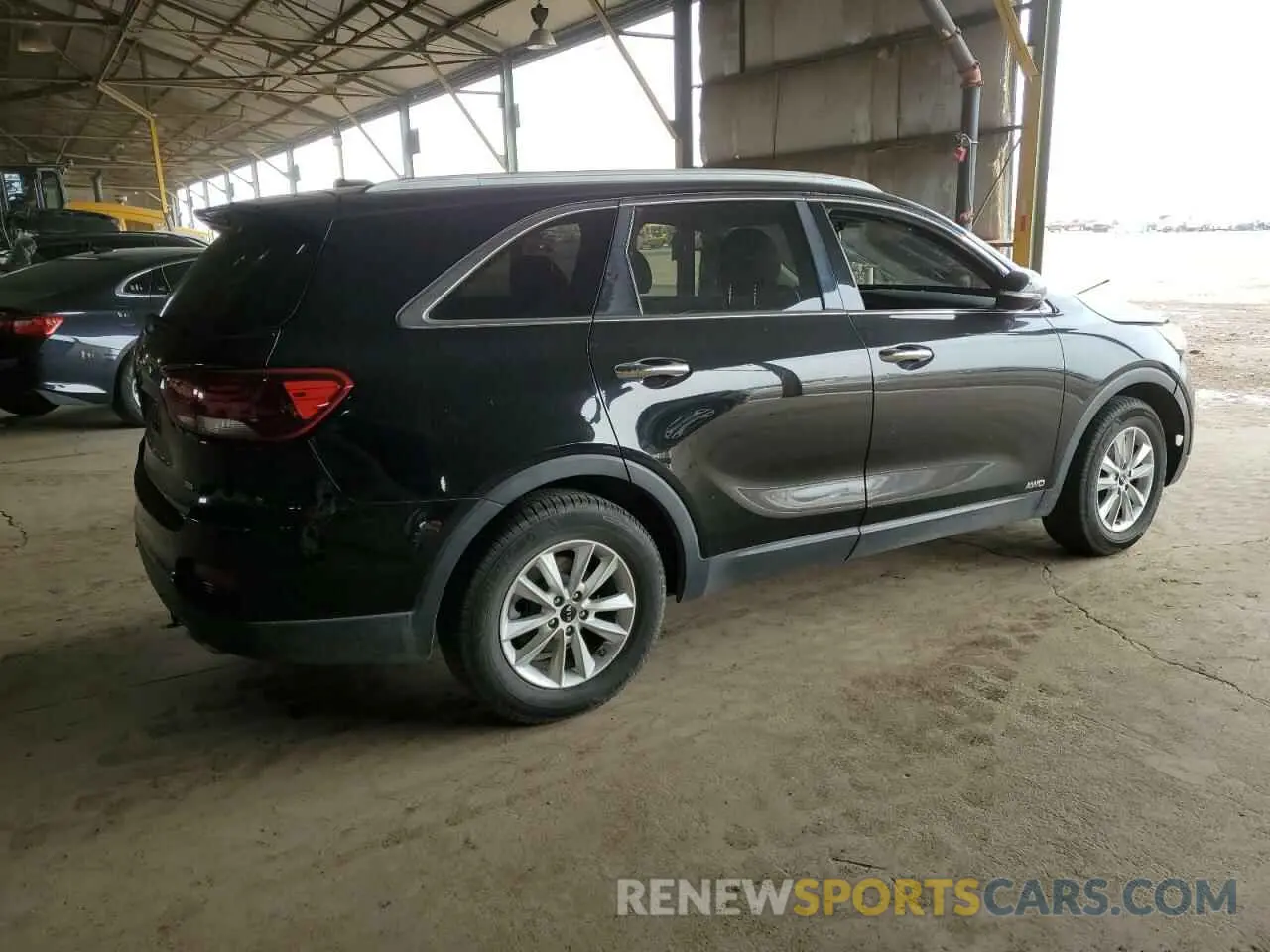 3 Photograph of a damaged car 5XYPGDA35LG672483 KIA SORENTO 2020