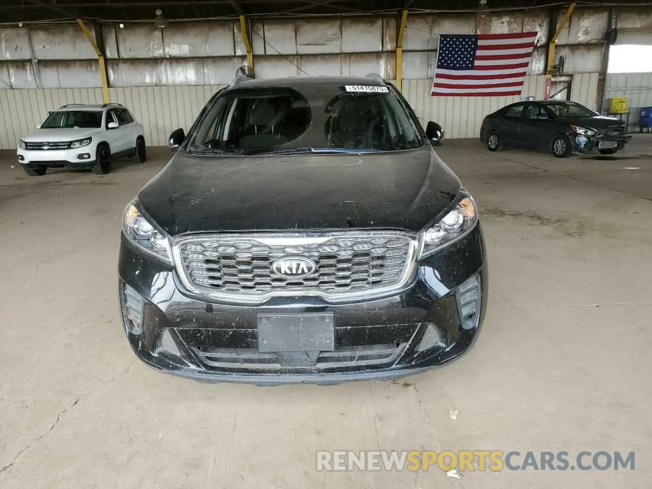 5 Photograph of a damaged car 5XYPGDA35LG672483 KIA SORENTO 2020