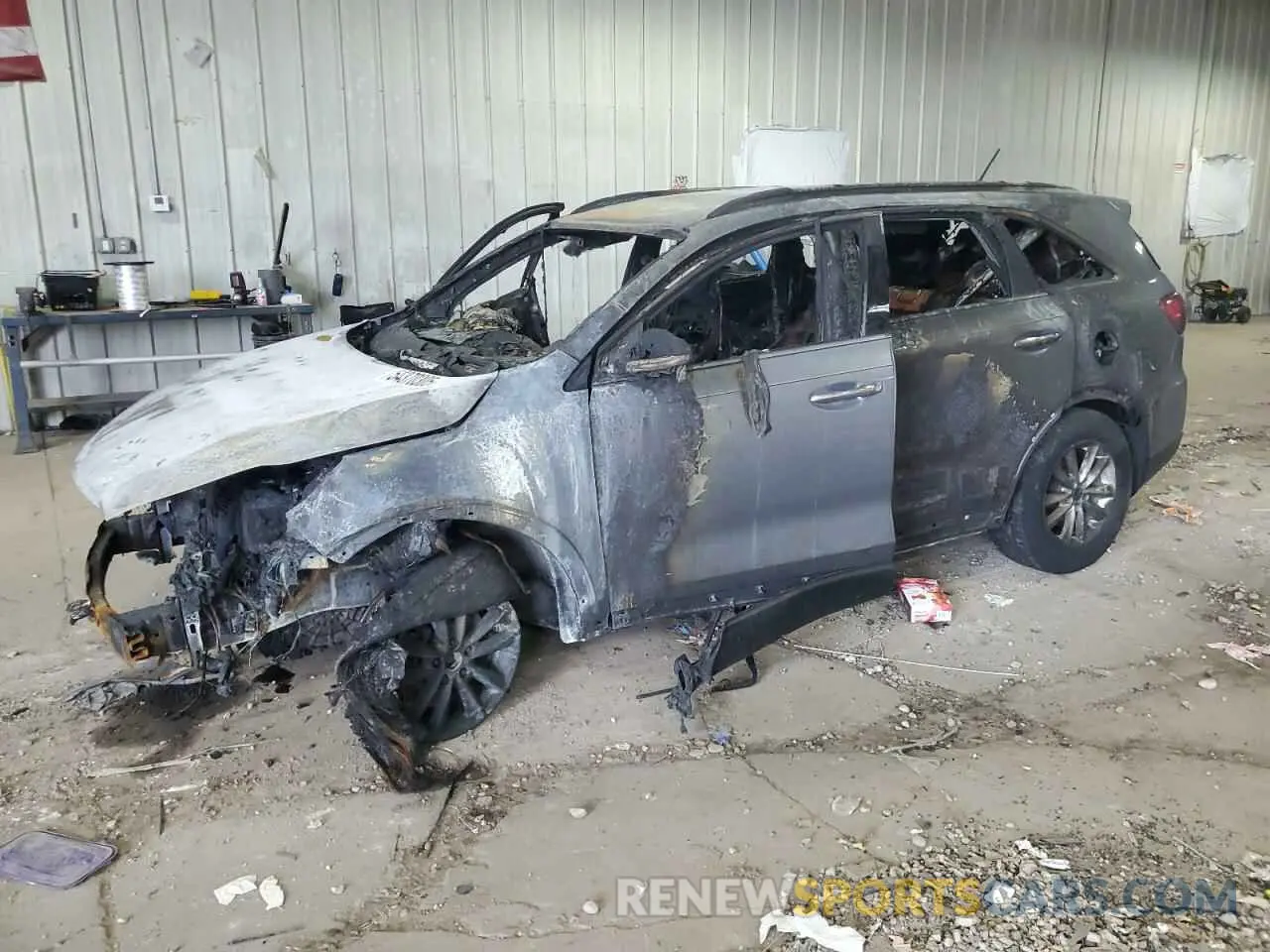 1 Photograph of a damaged car 5XYPGDA35LG676713 KIA SORENTO 2020