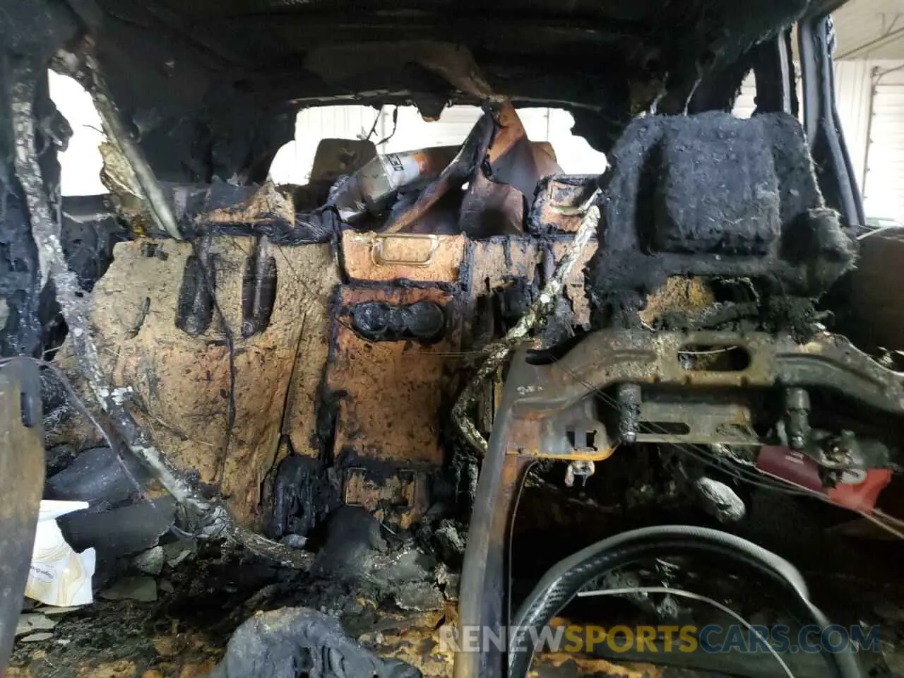 10 Photograph of a damaged car 5XYPGDA35LG676713 KIA SORENTO 2020