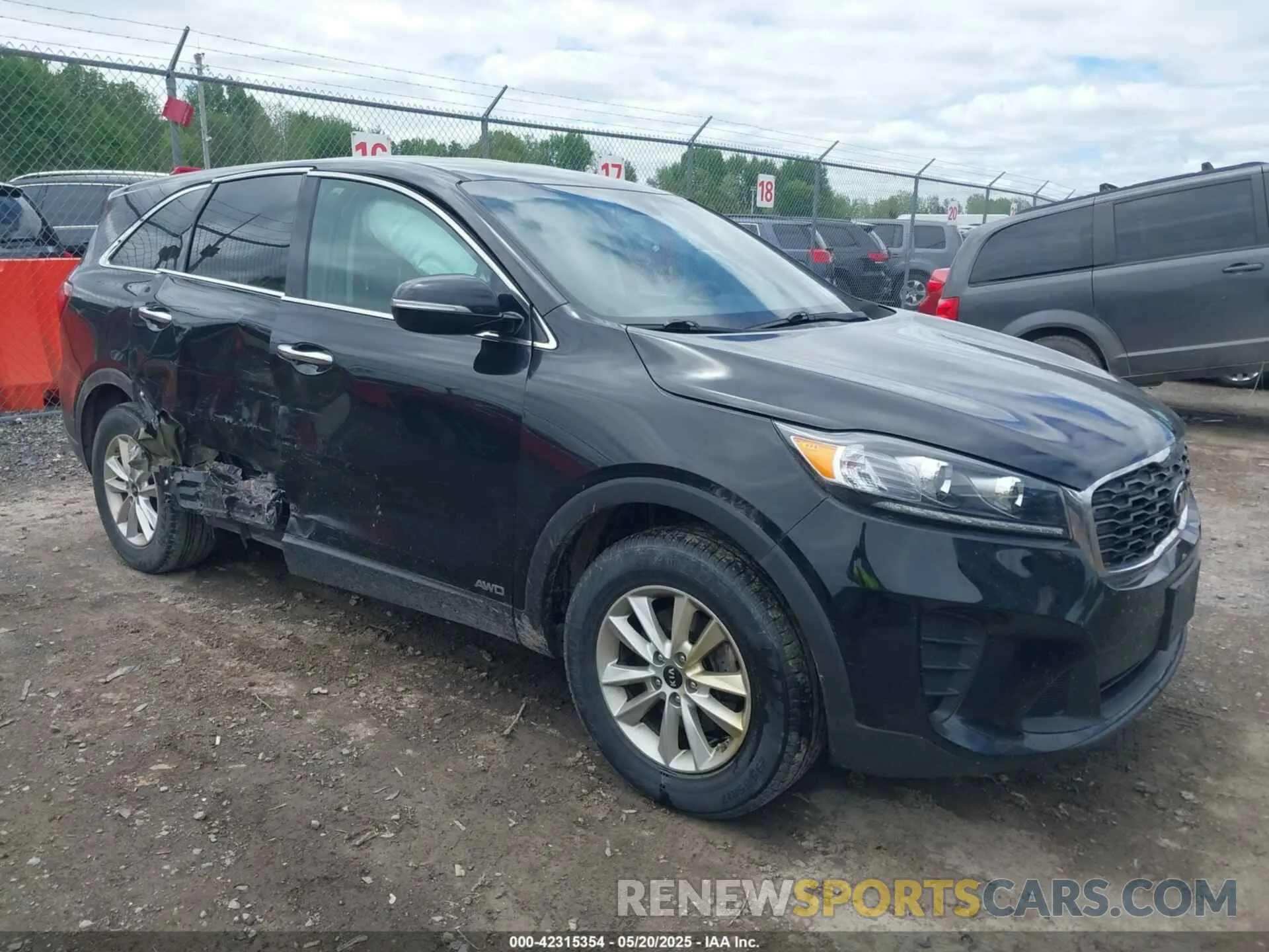1 Photograph of a damaged car 5XYPGDA35LG693799 KIA SORENTO 2020