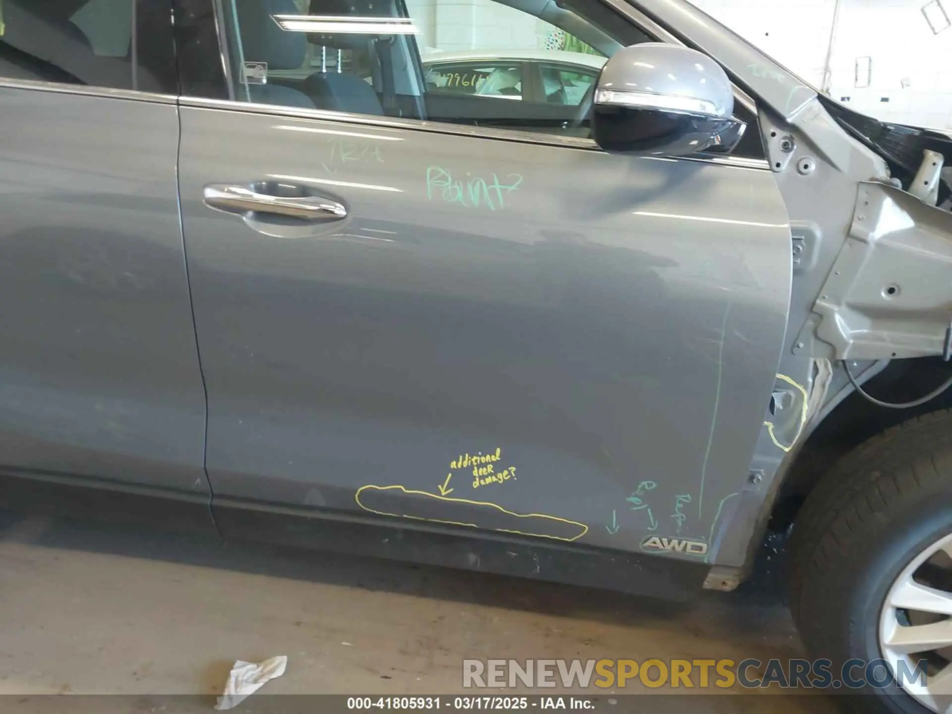 14 Photograph of a damaged car 5XYPGDA36LG639752 KIA SORENTO 2020