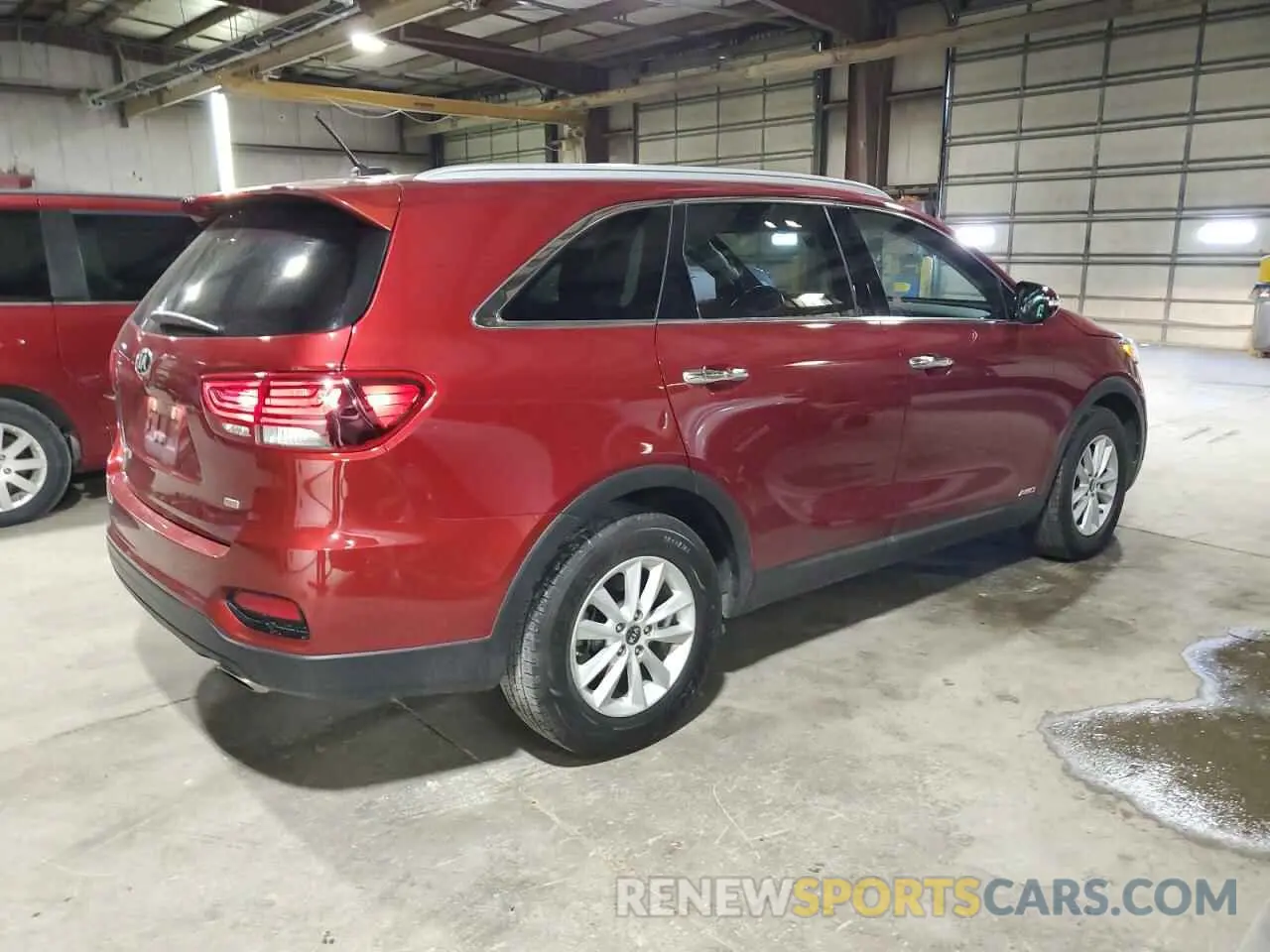 3 Photograph of a damaged car 5XYPGDA36LG650556 KIA SORENTO 2020