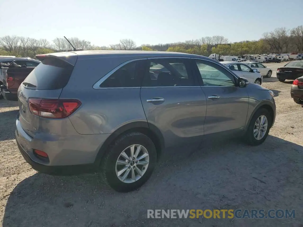 3 Photograph of a damaged car 5XYPGDA36LG655353 KIA SORENTO 2020