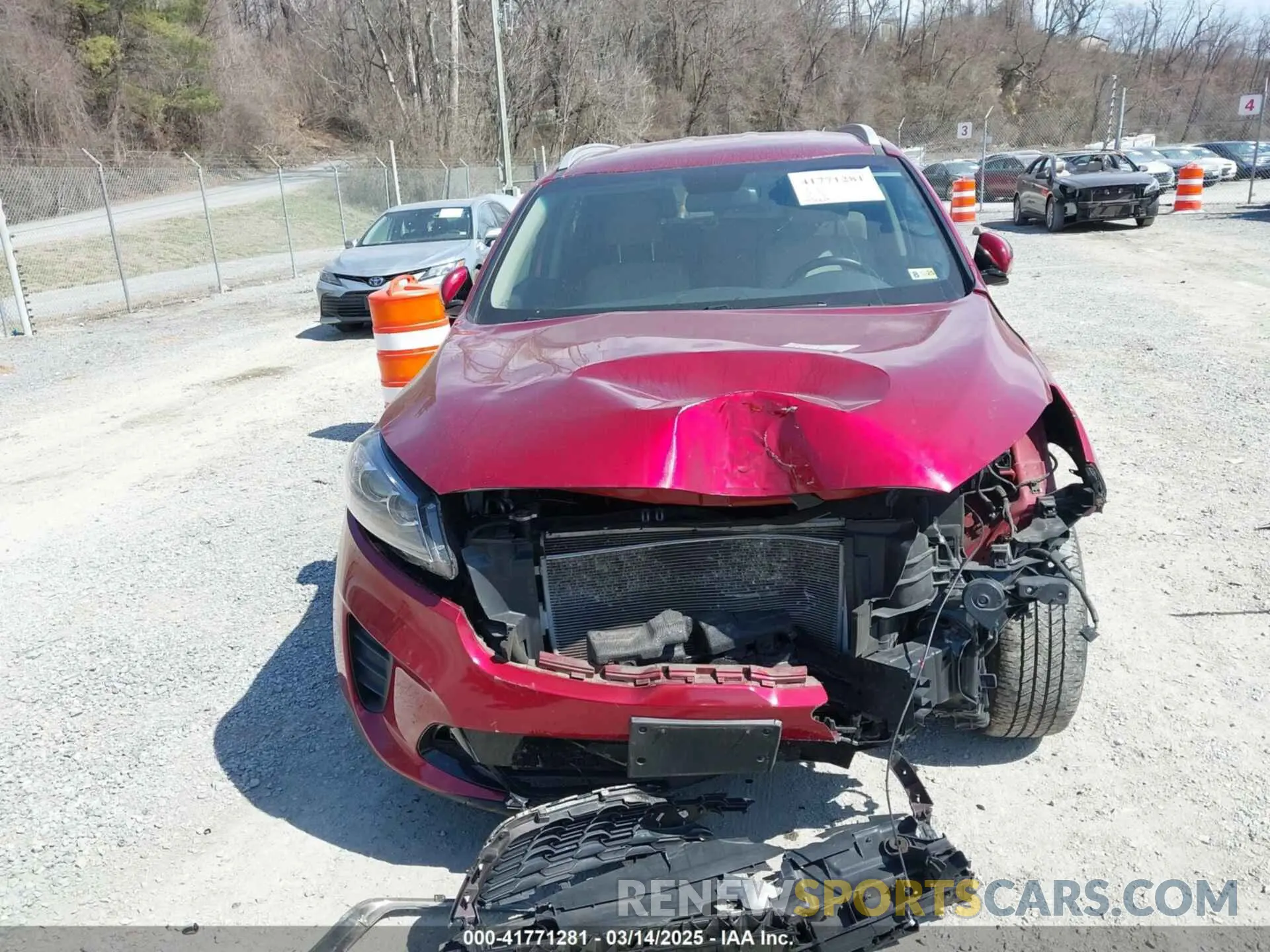 12 Photograph of a damaged car 5XYPGDA36LG671455 KIA SORENTO 2020