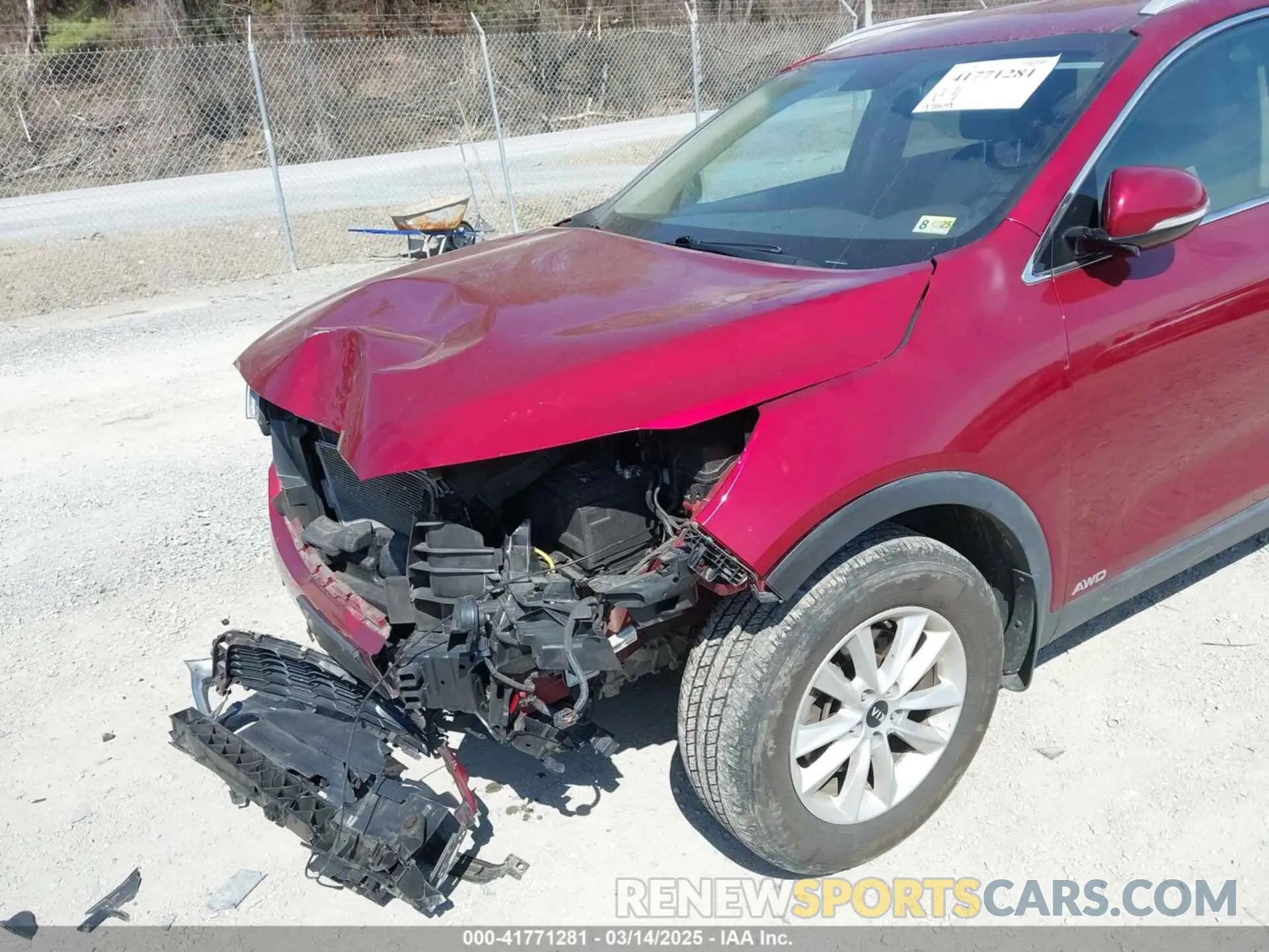 19 Photograph of a damaged car 5XYPGDA36LG671455 KIA SORENTO 2020