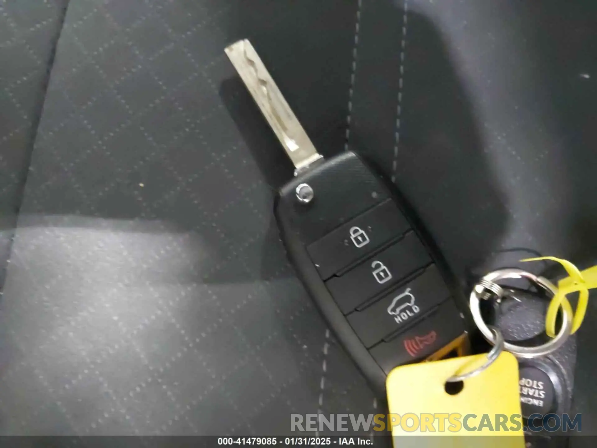 11 Photograph of a damaged car 5XYPGDA36LG703580 KIA SORENTO 2020