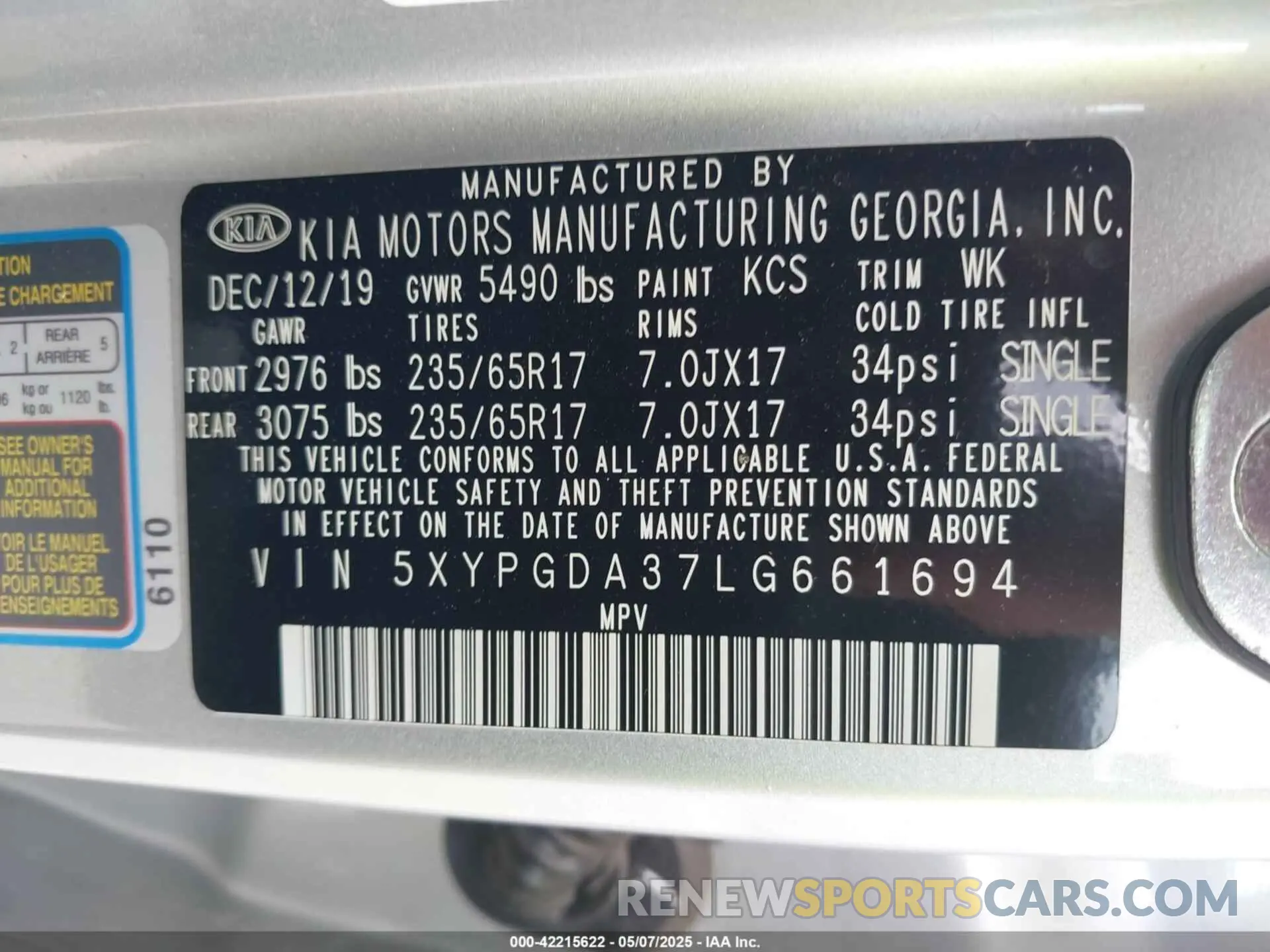 9 Photograph of a damaged car 5XYPGDA37LG661694 KIA SORENTO 2020