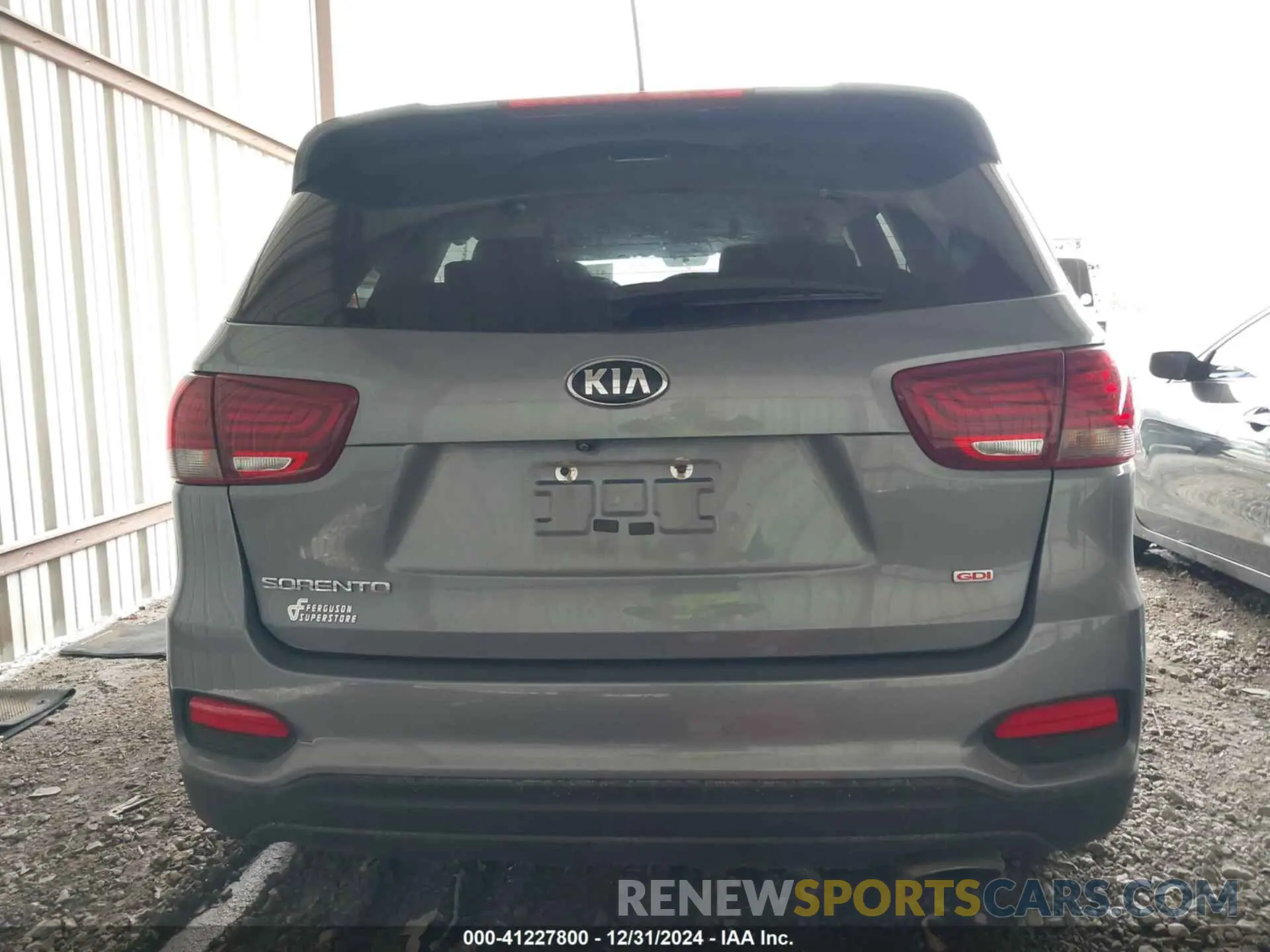 16 Photograph of a damaged car 5XYPGDA37LG683095 KIA SORENTO 2020