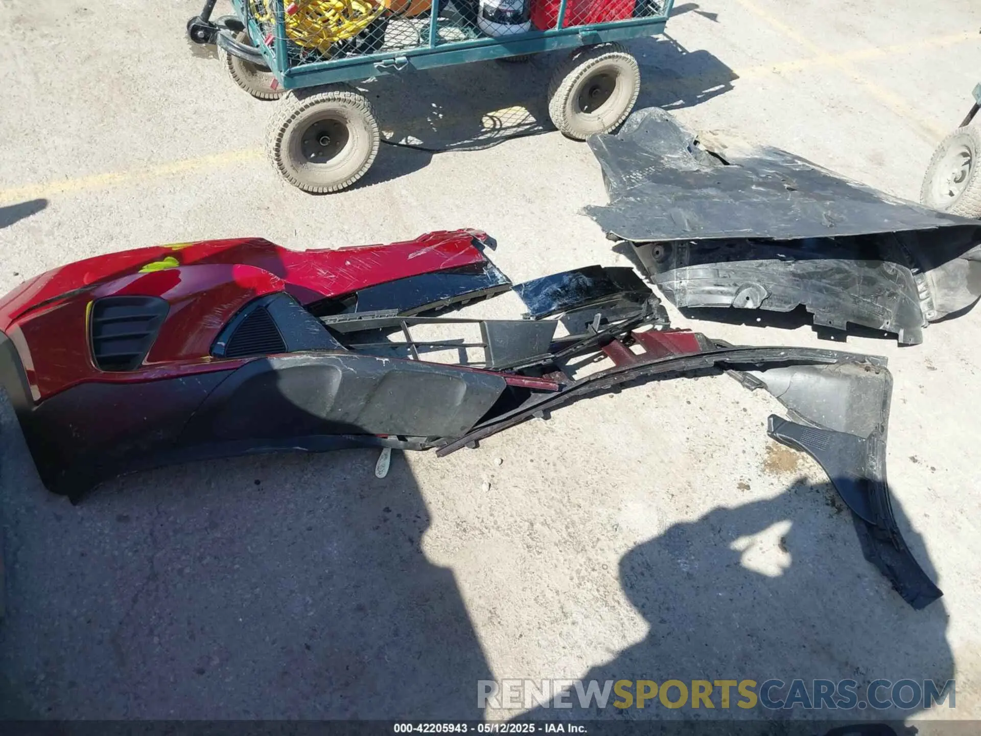 12 Photograph of a damaged car 5XYPGDA37LG685798 KIA SORENTO 2020
