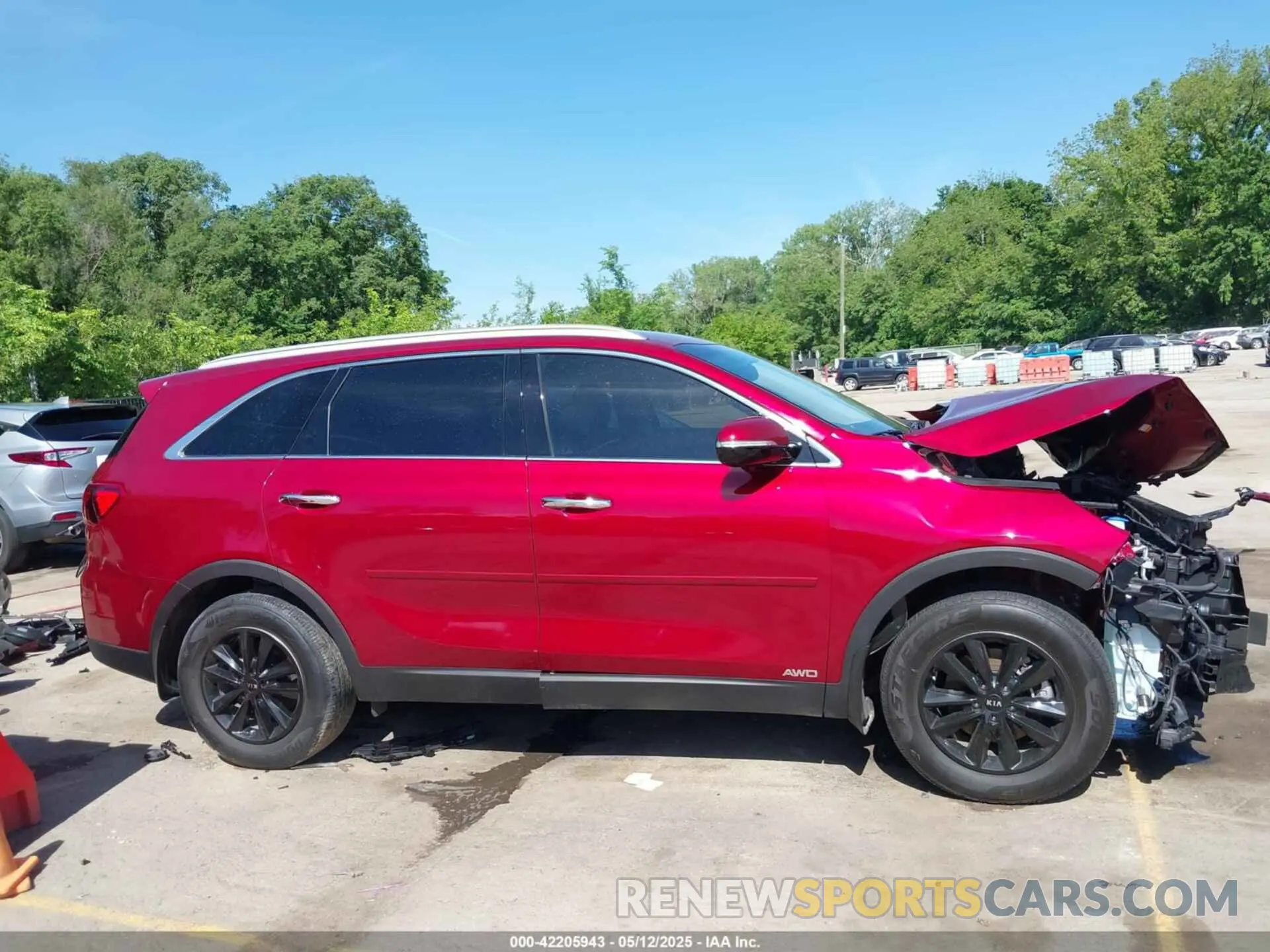 14 Photograph of a damaged car 5XYPGDA37LG685798 KIA SORENTO 2020