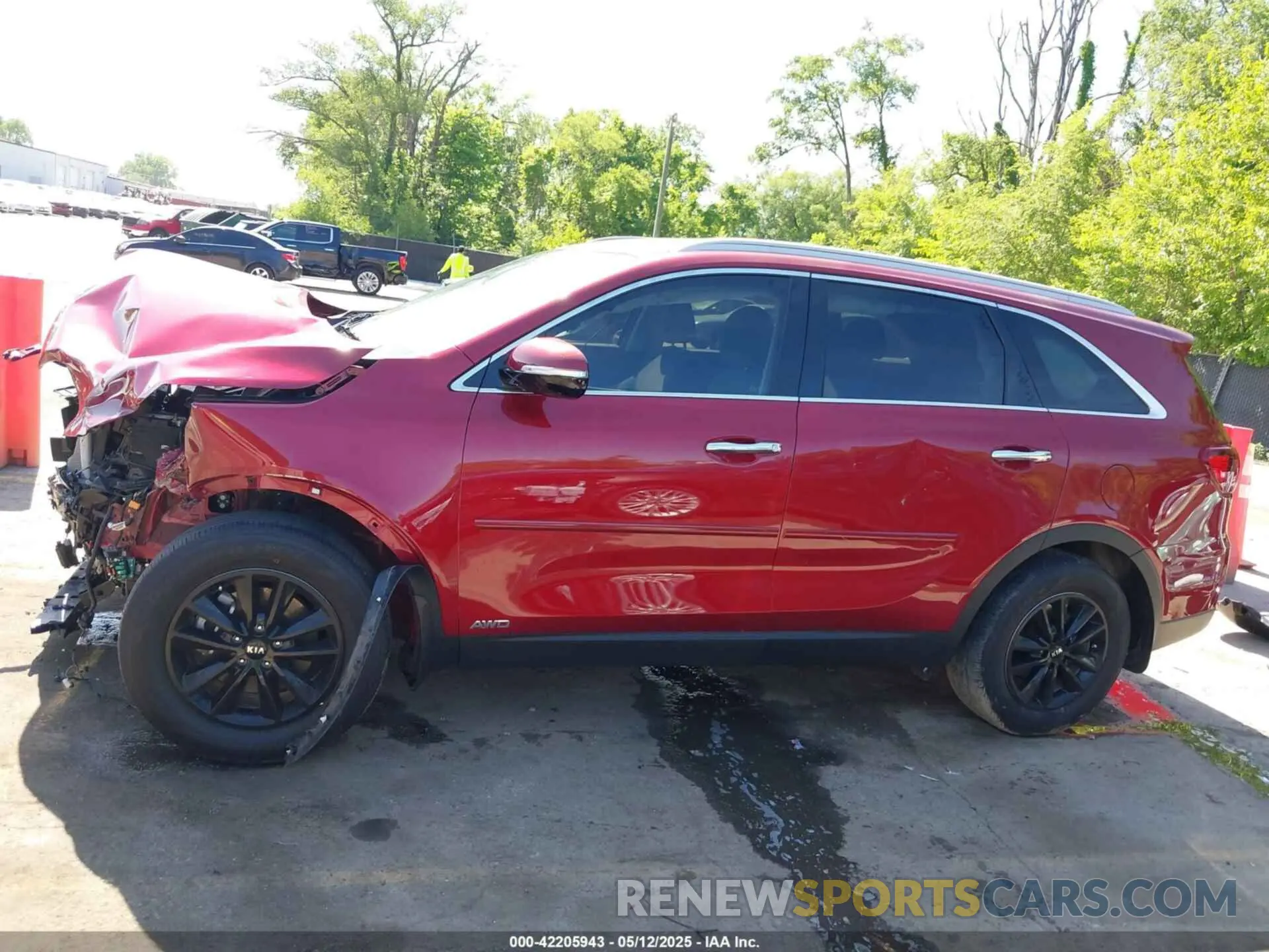 15 Photograph of a damaged car 5XYPGDA37LG685798 KIA SORENTO 2020