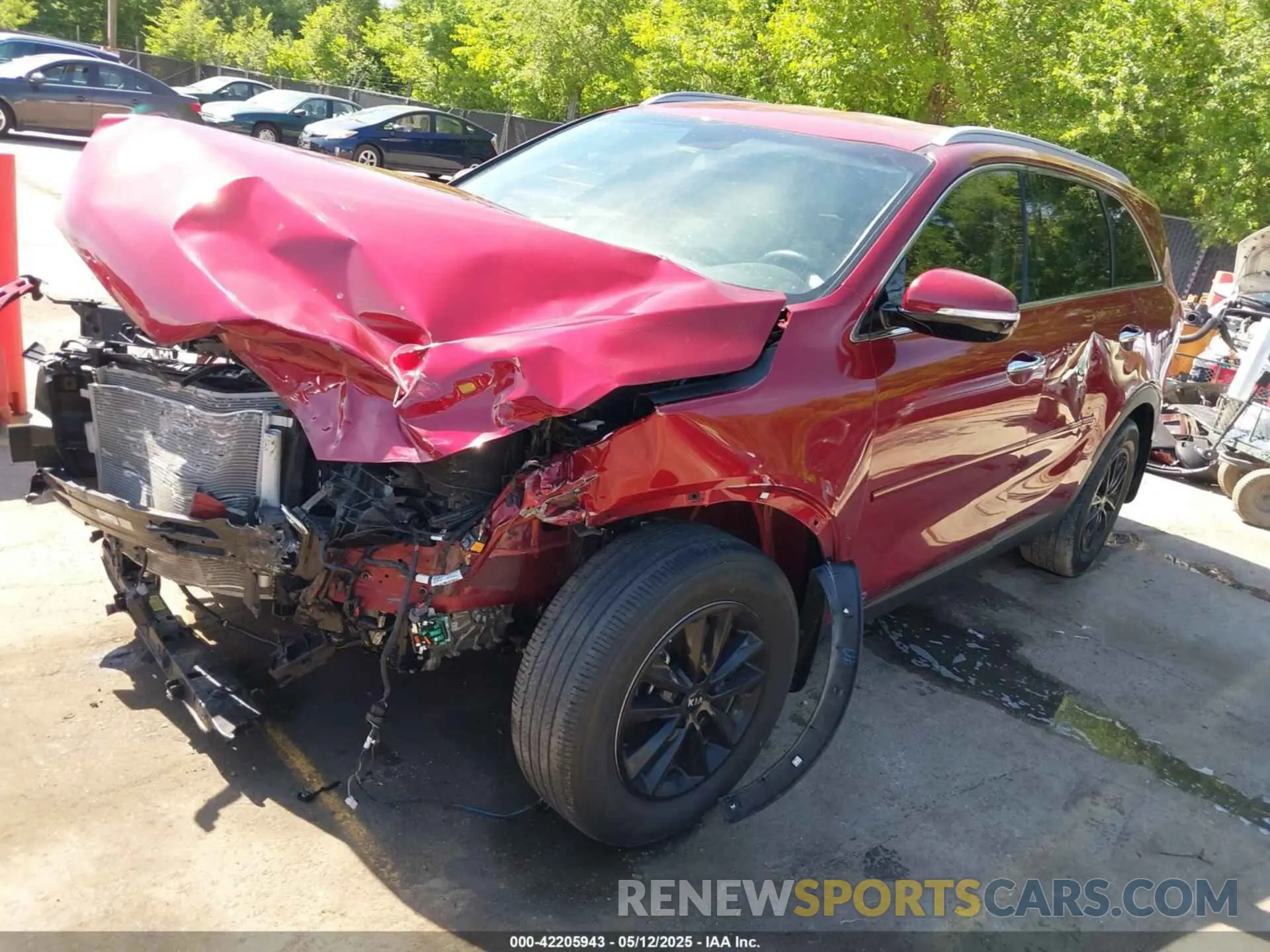 2 Photograph of a damaged car 5XYPGDA37LG685798 KIA SORENTO 2020