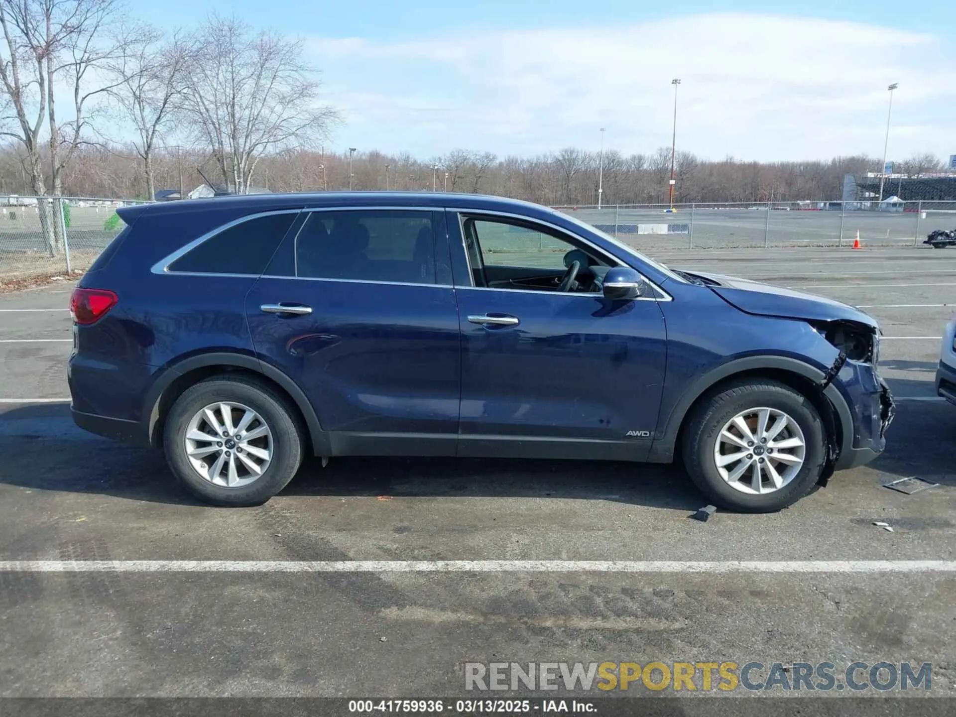 13 Photograph of a damaged car 5XYPGDA38LG627828 KIA SORENTO 2020