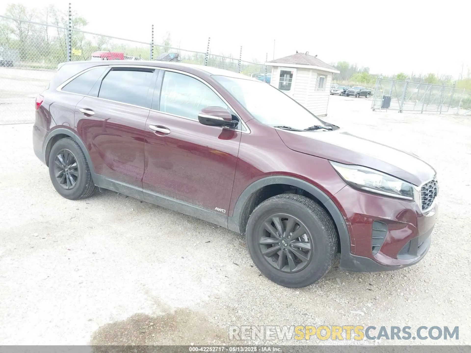 1 Photograph of a damaged car 5XYPGDA38LG644919 KIA SORENTO 2020