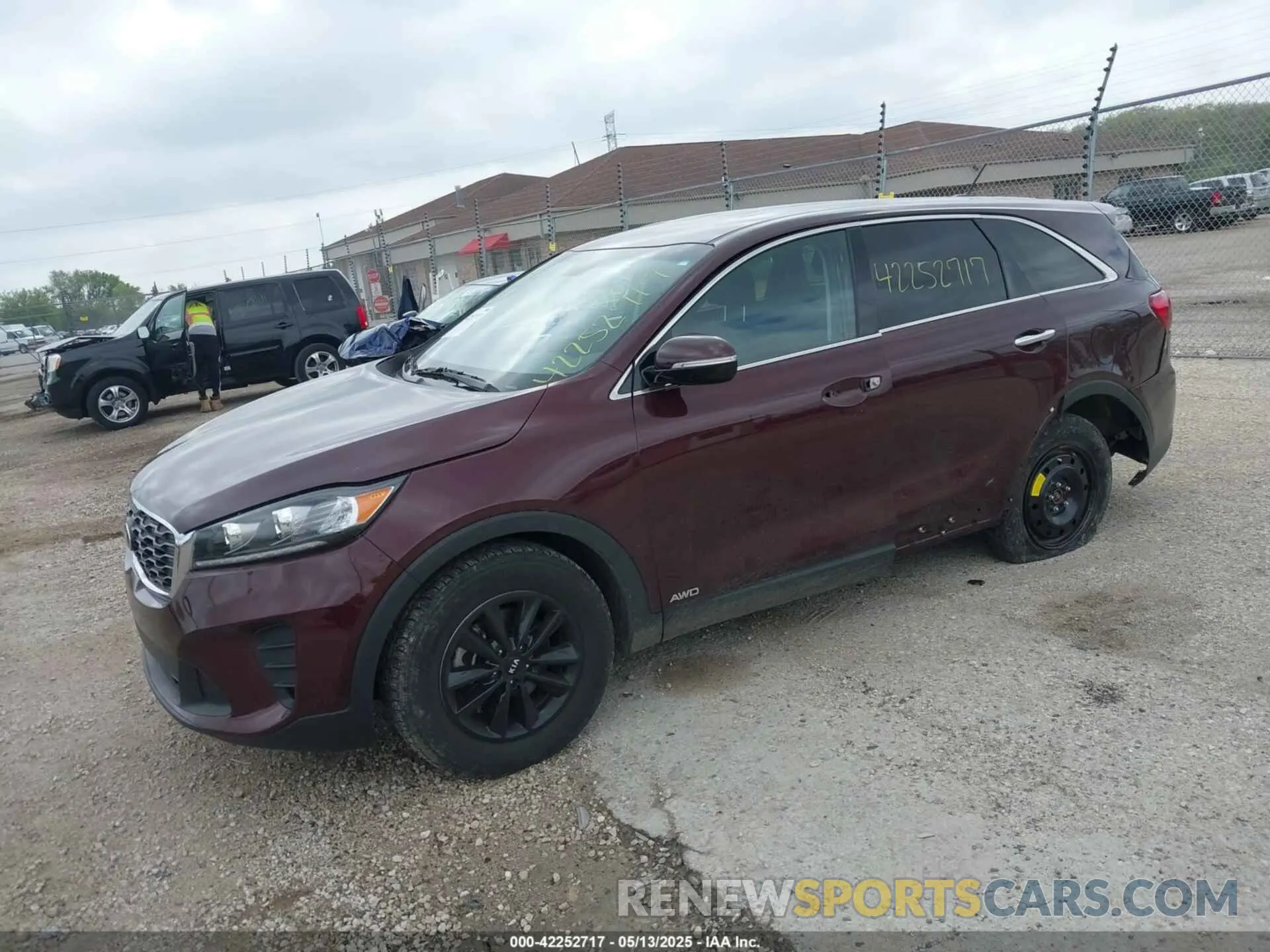 2 Photograph of a damaged car 5XYPGDA38LG644919 KIA SORENTO 2020